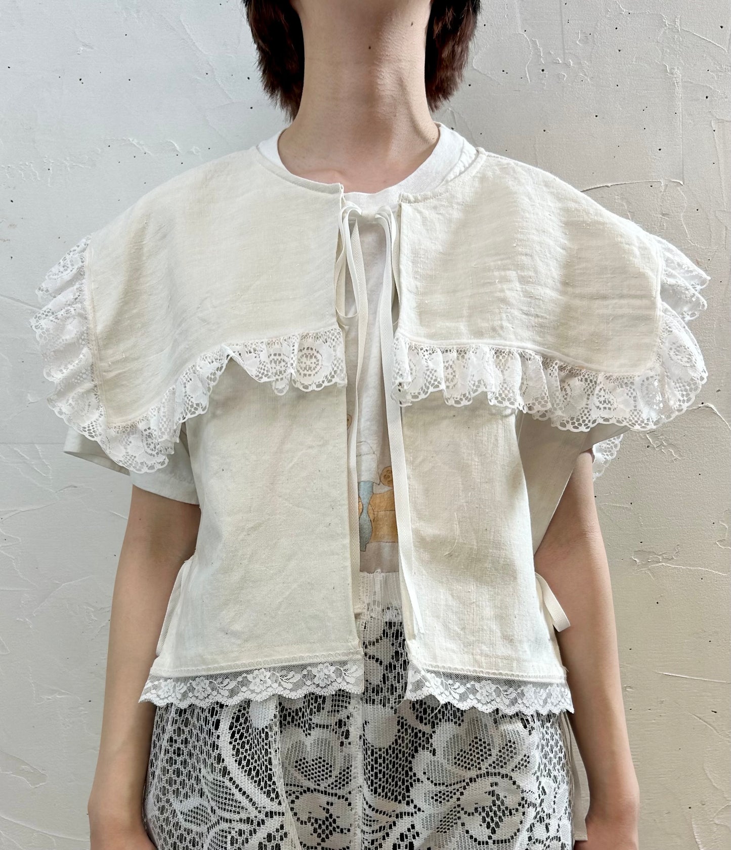 Vintage Lace Vest 〜Amy Nina〜 [E27530］