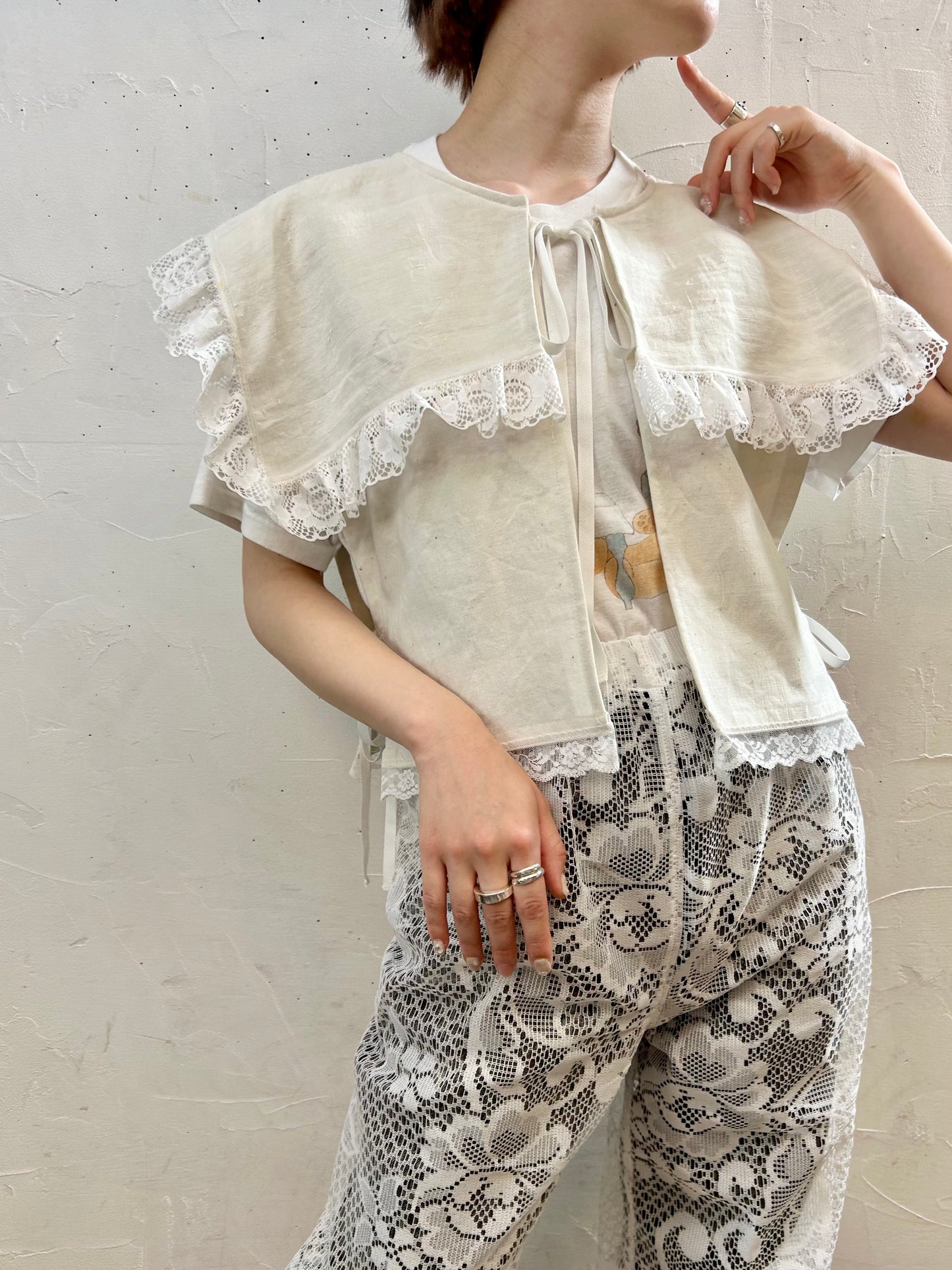 Vintage Lace Vest 〜Amy Nina〜 [E27530］