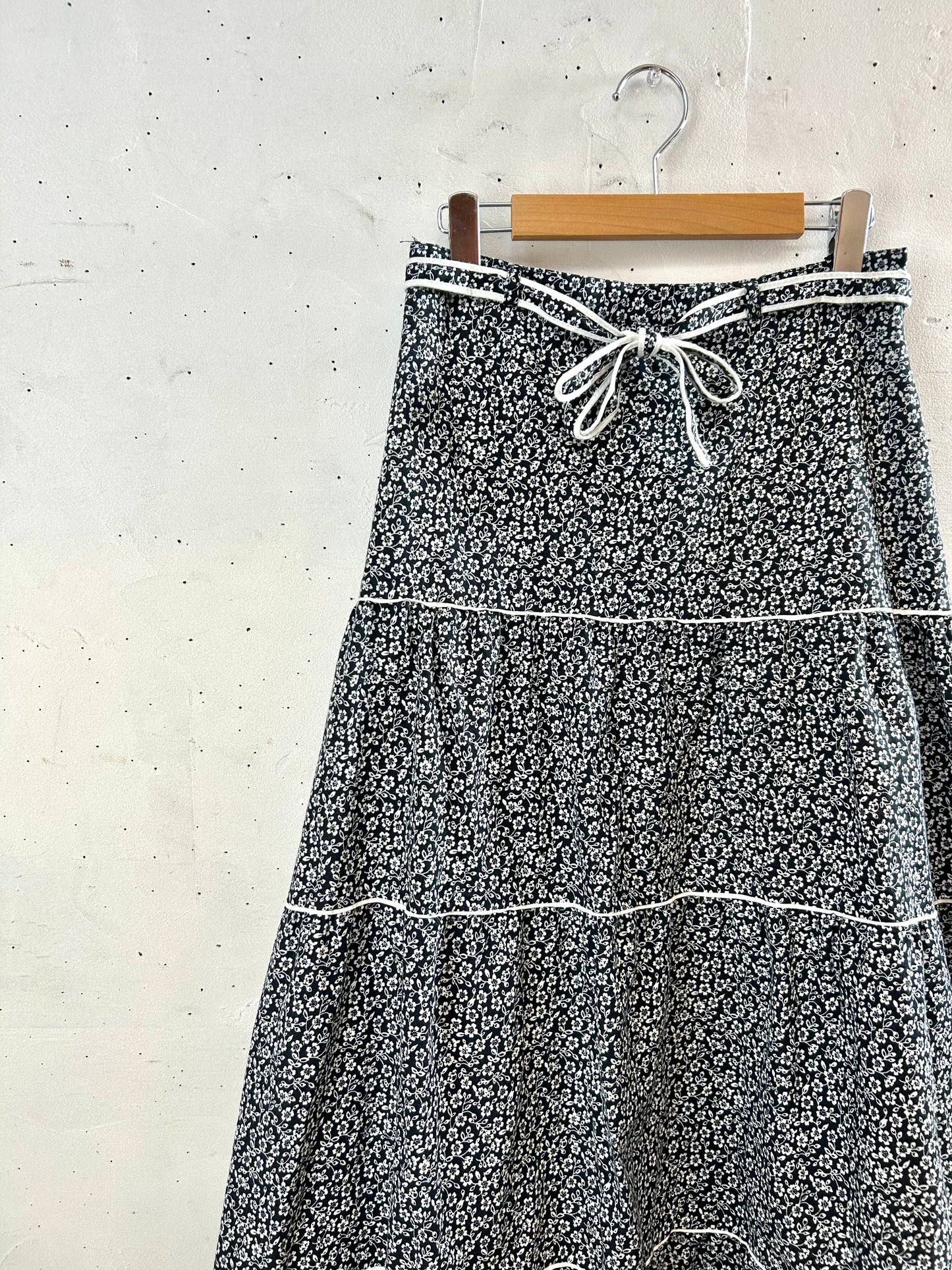 Vintage Tiered Skirt   [B29464]