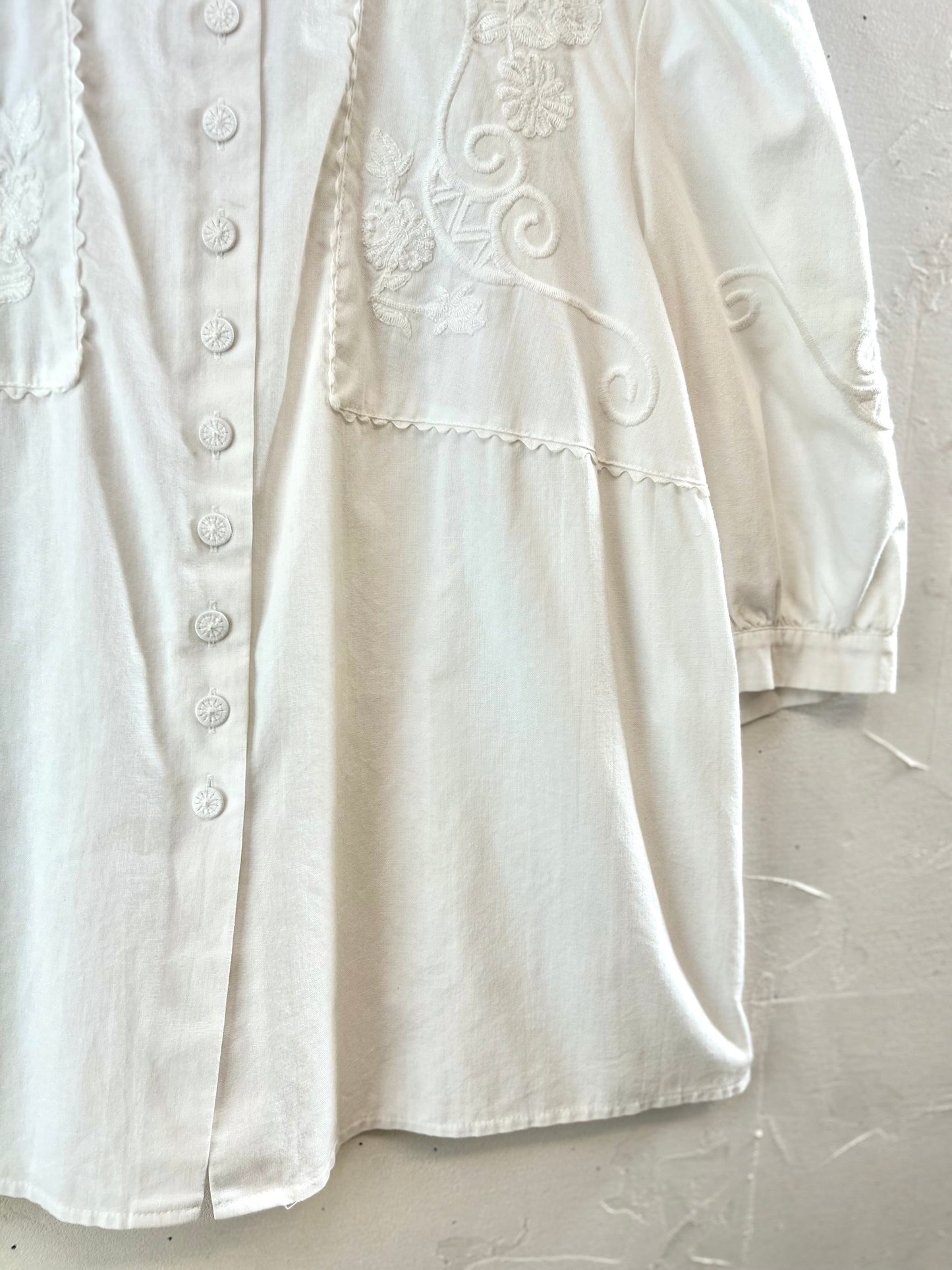 Vintage Tyrol Blouse [F30543]