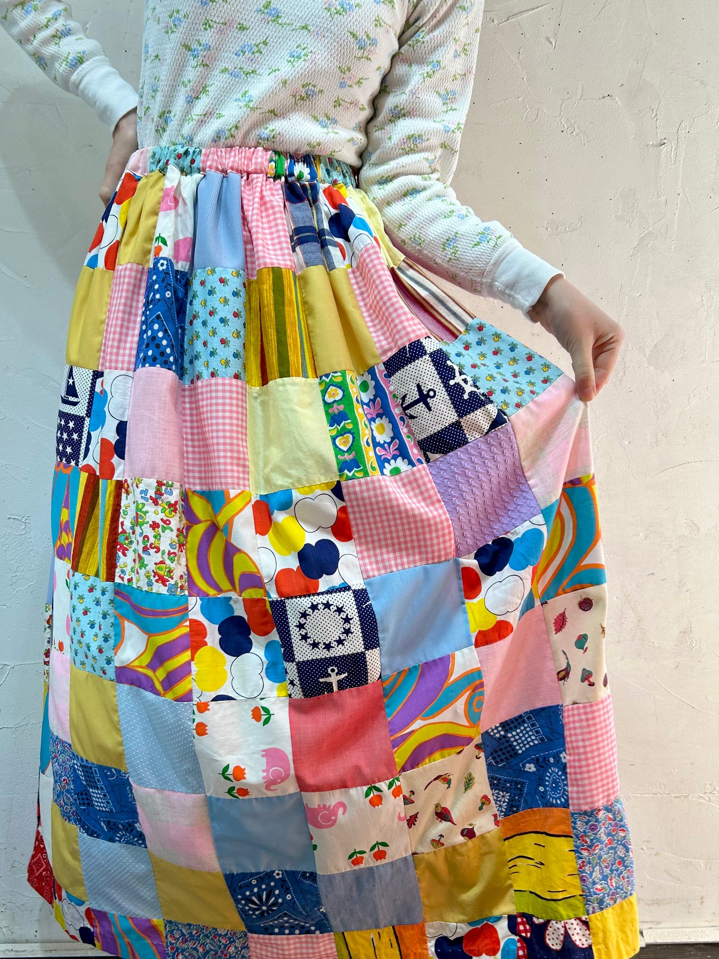 ’70s Vintage Patchwork Skirt [B26324]