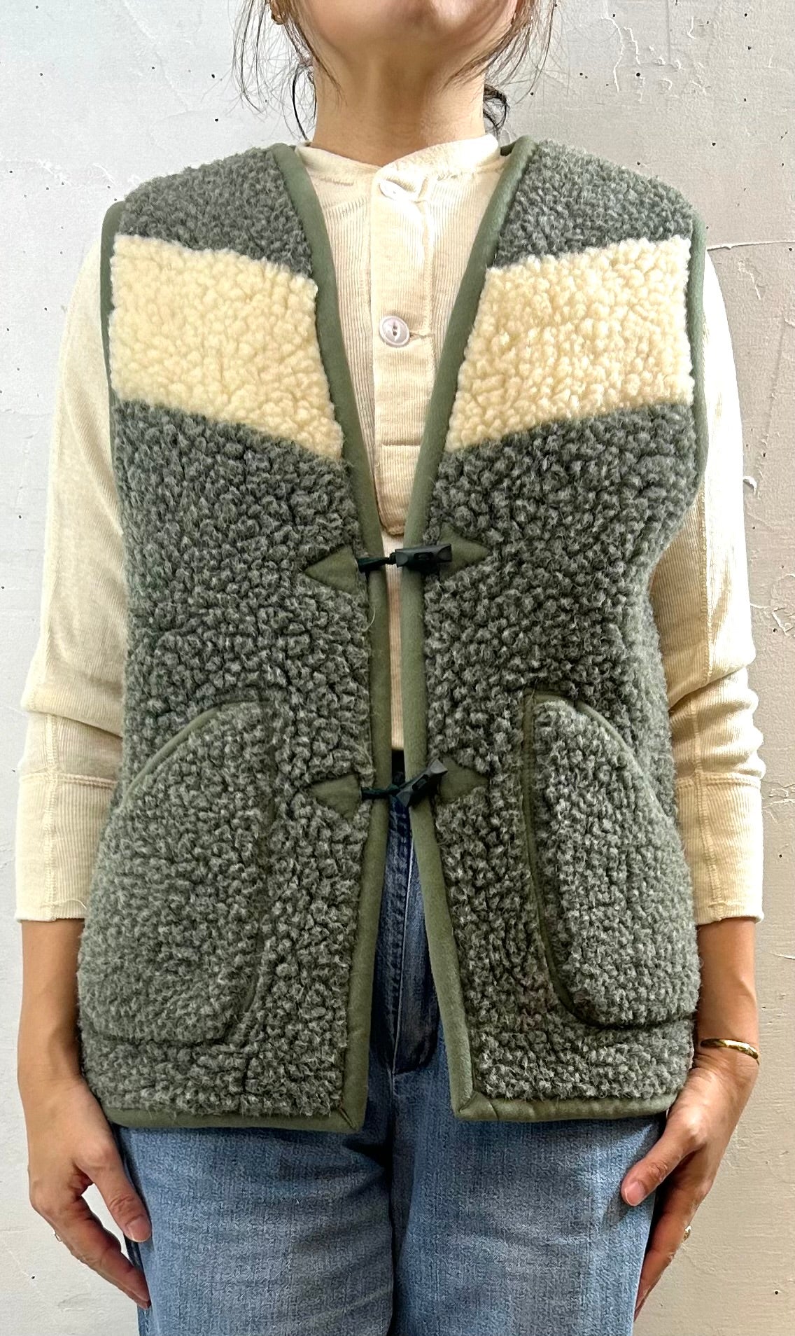 Vintage Boa Vest [J28581]