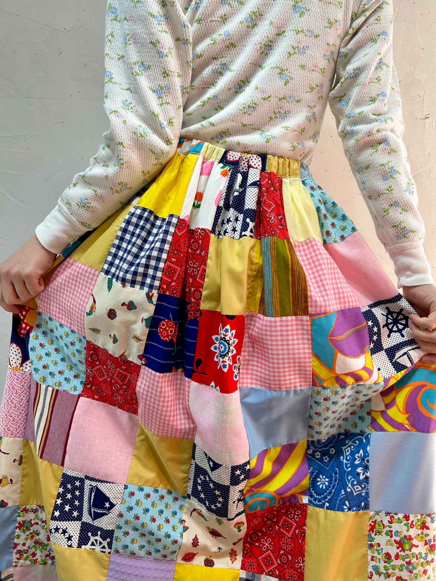 ’70s Vintage Patchwork Skirt [B26324]