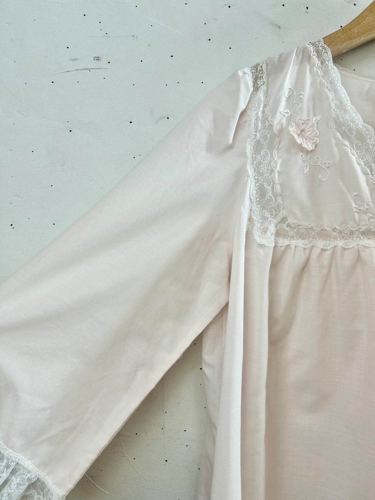 Vintage Night Gown [C29683]