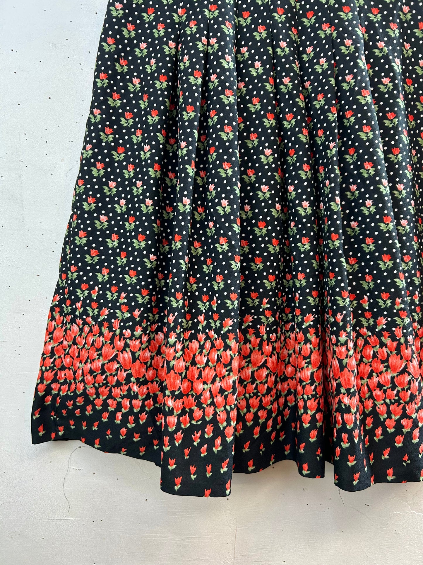 Vintage Flower End Pattern Skirt [B29467]