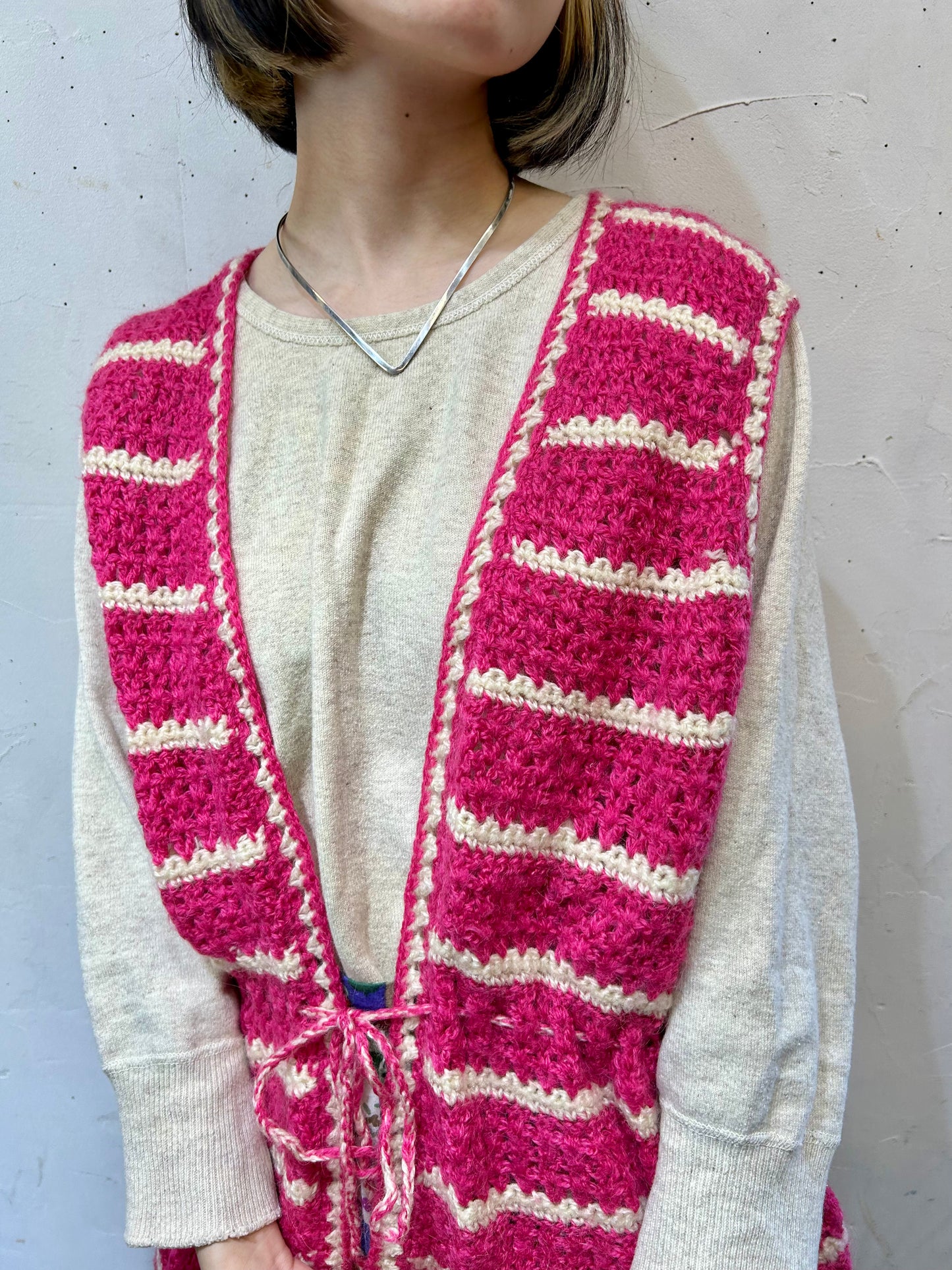 Vintage Hand Knit Vest [K25489]