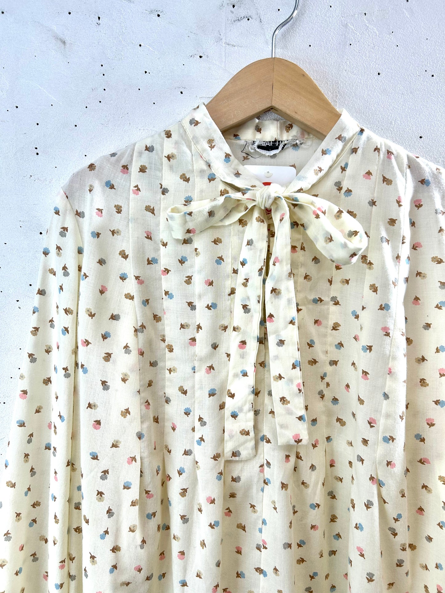 Vintage  Blouse  [L29029]