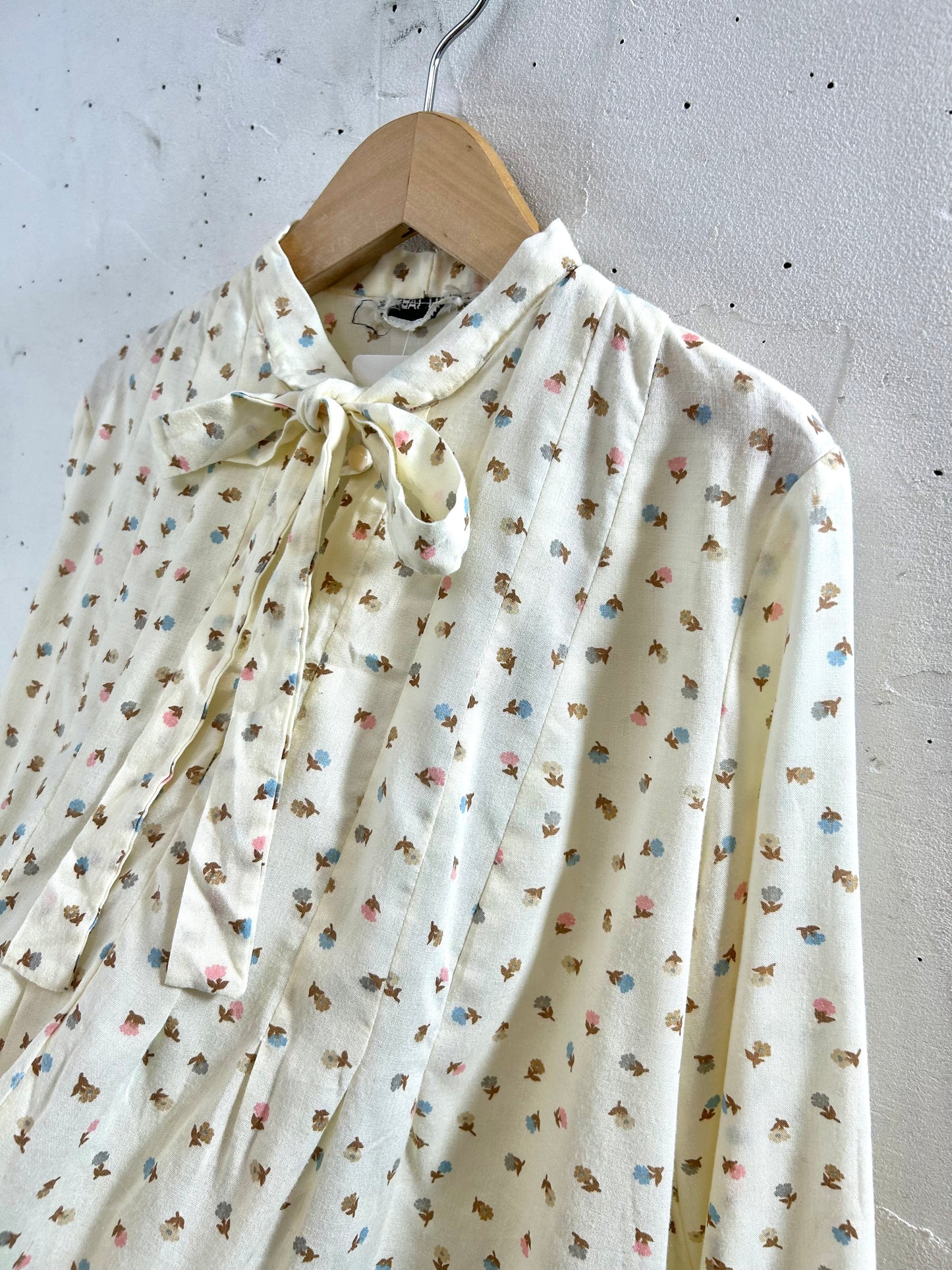 Vintage  Blouse  [L29029]