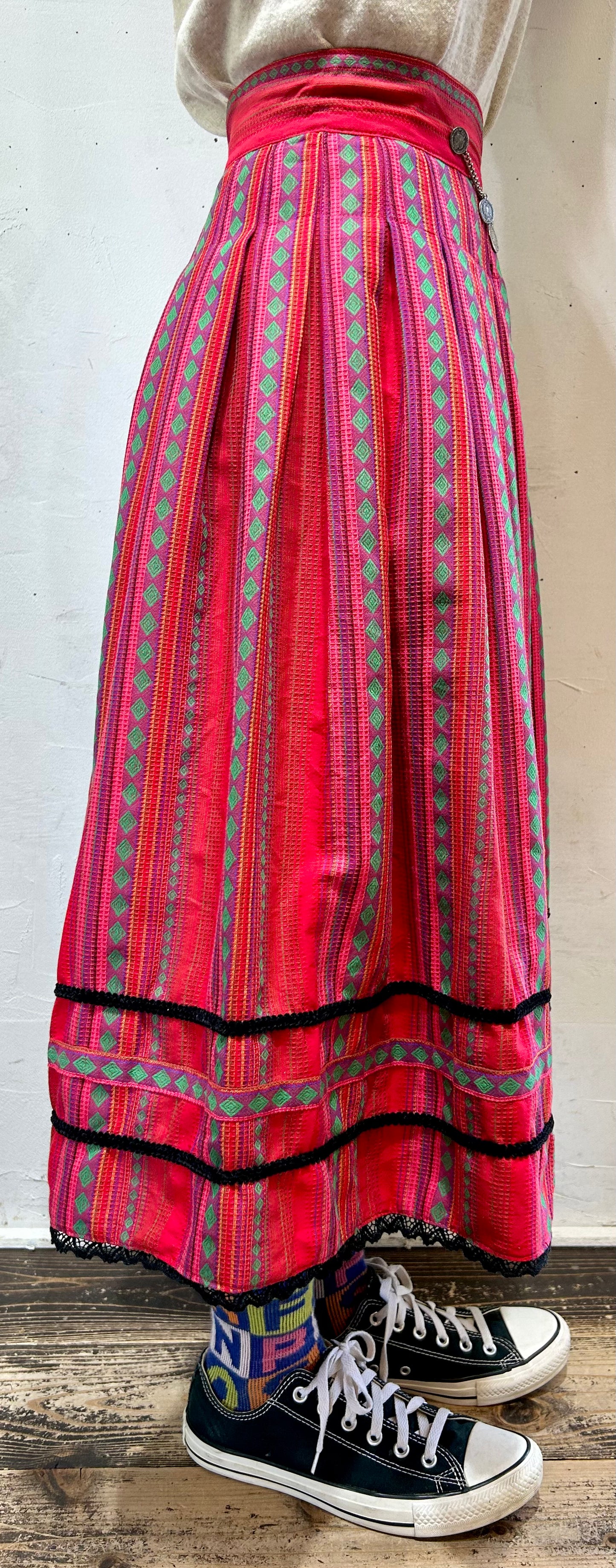 Vintage Tyrol Skirt [K25507]