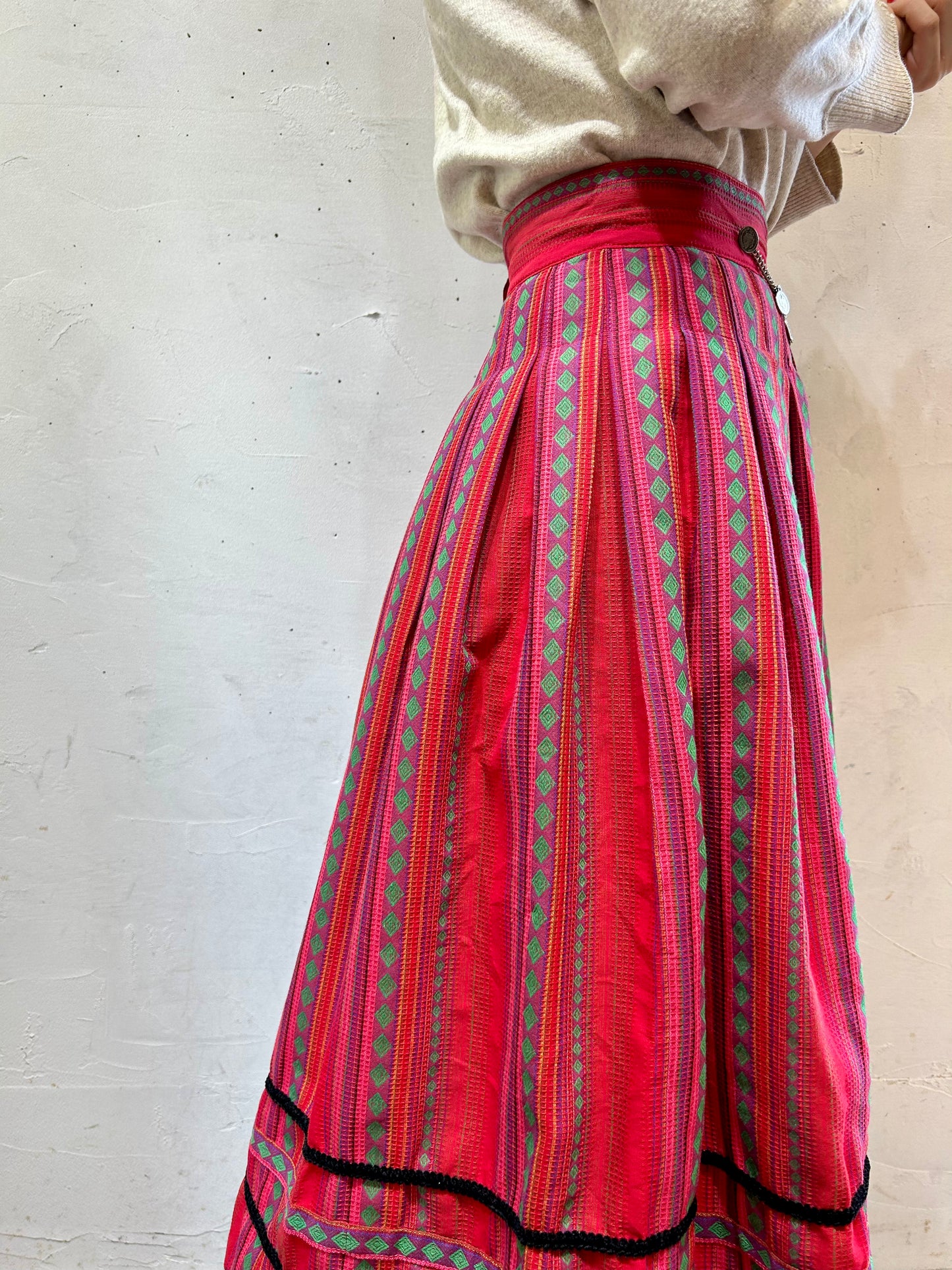 Vintage Tyrol Skirt [K25507]