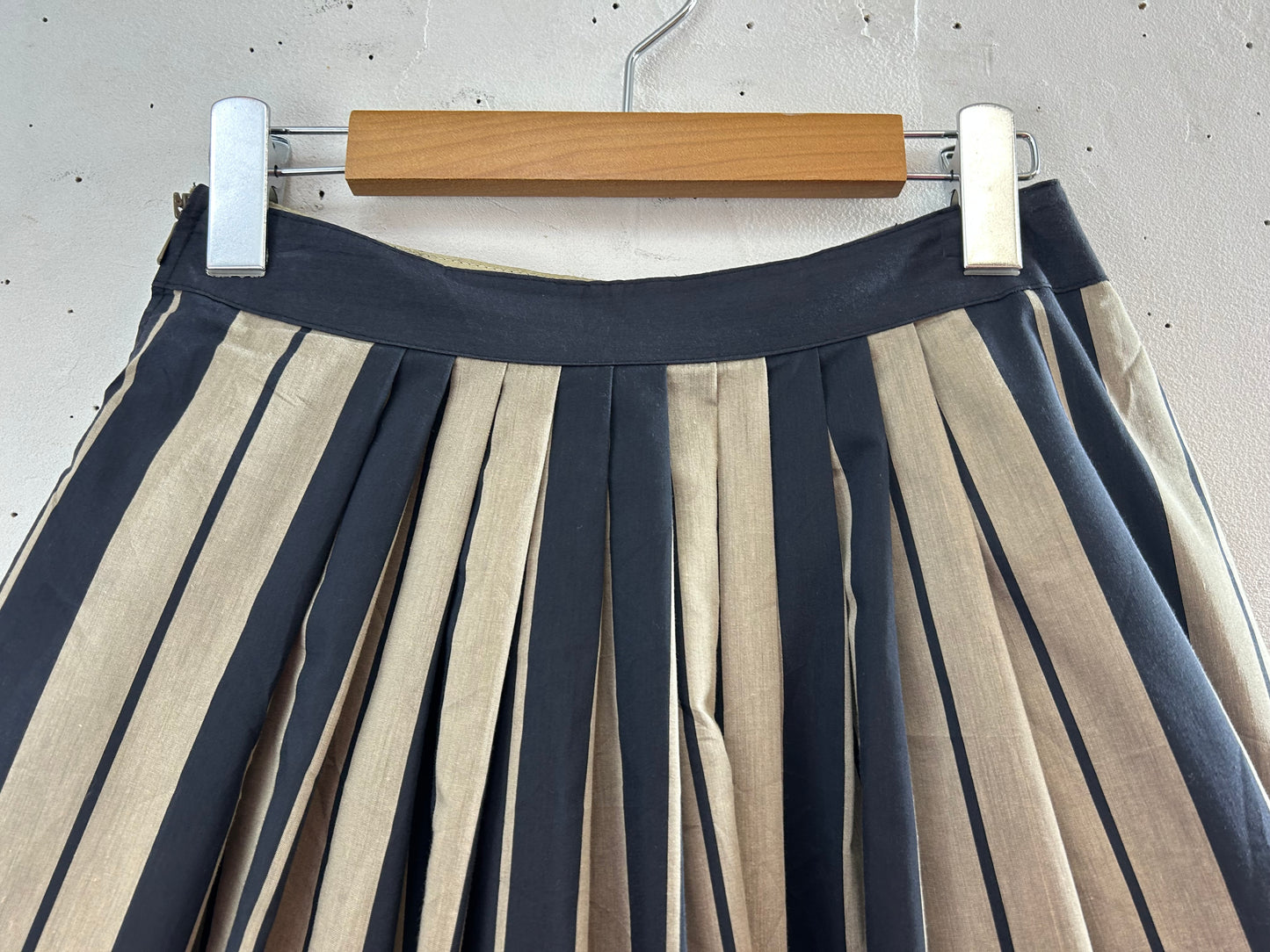 Vintage Tyrol Skirt MADE IN W.GERMANY 〜hammer〜 [A29435]