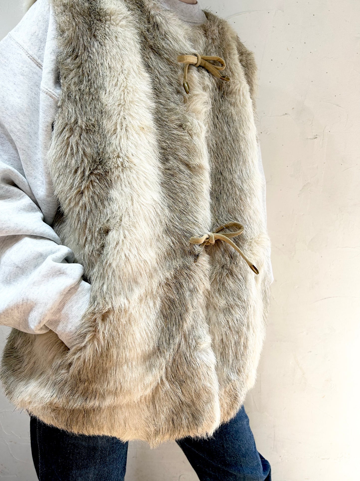 Vintage Faux Fur Vest [J25235]