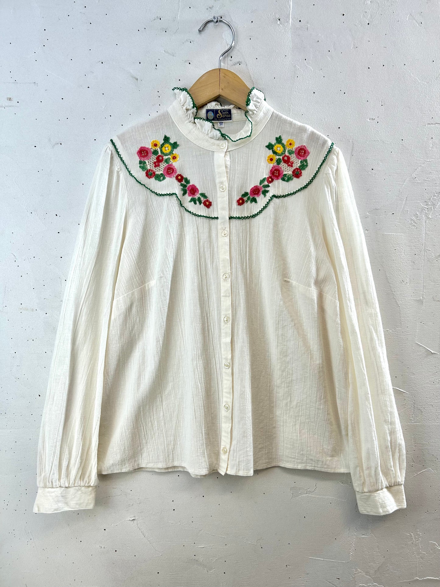 Vintage White Blouse [D30109]