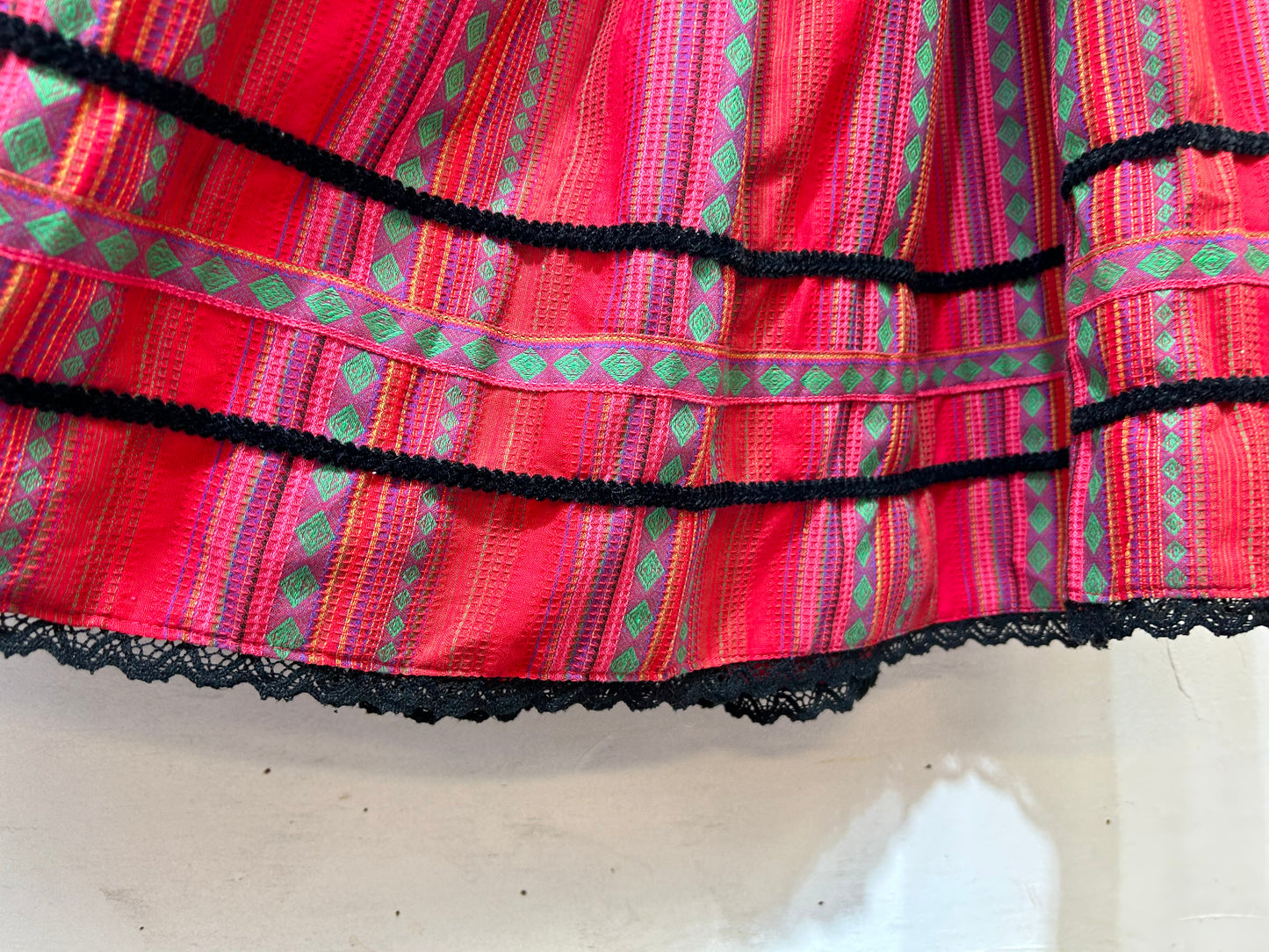 Vintage Tyrol Skirt [K25507]