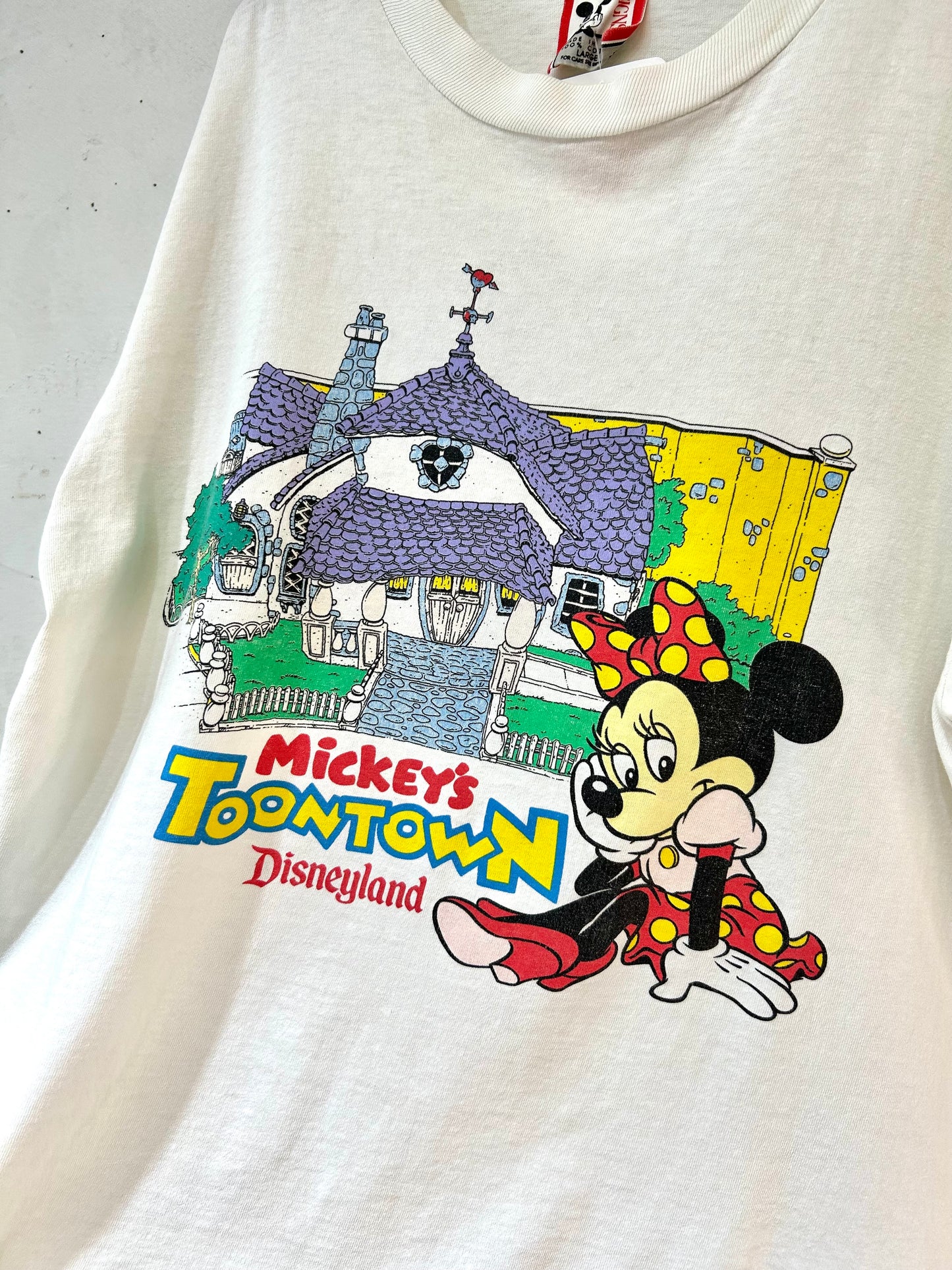 '90s Vintage Disney T-Shirt MADE IN USA [D26821]