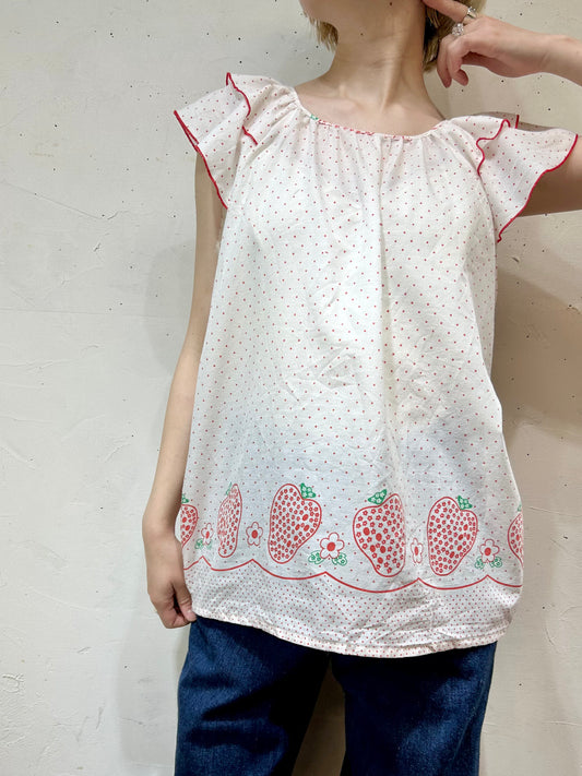 Vintage Strawberry Tops [E27075]