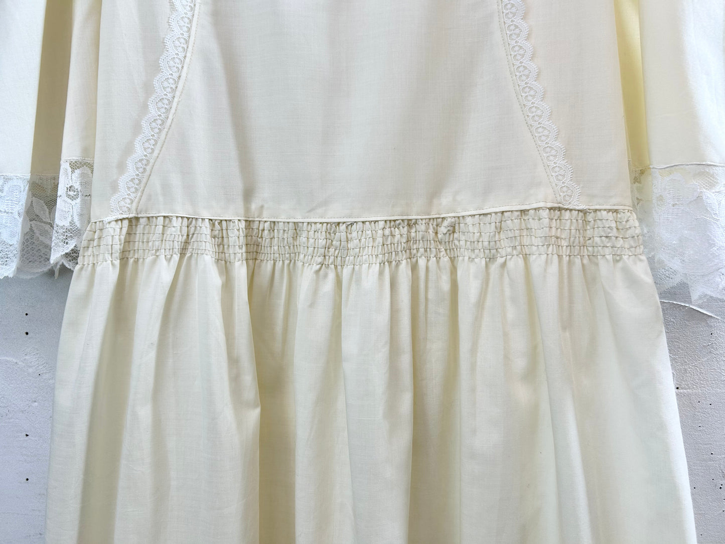 Vintage White Dress [C29699]