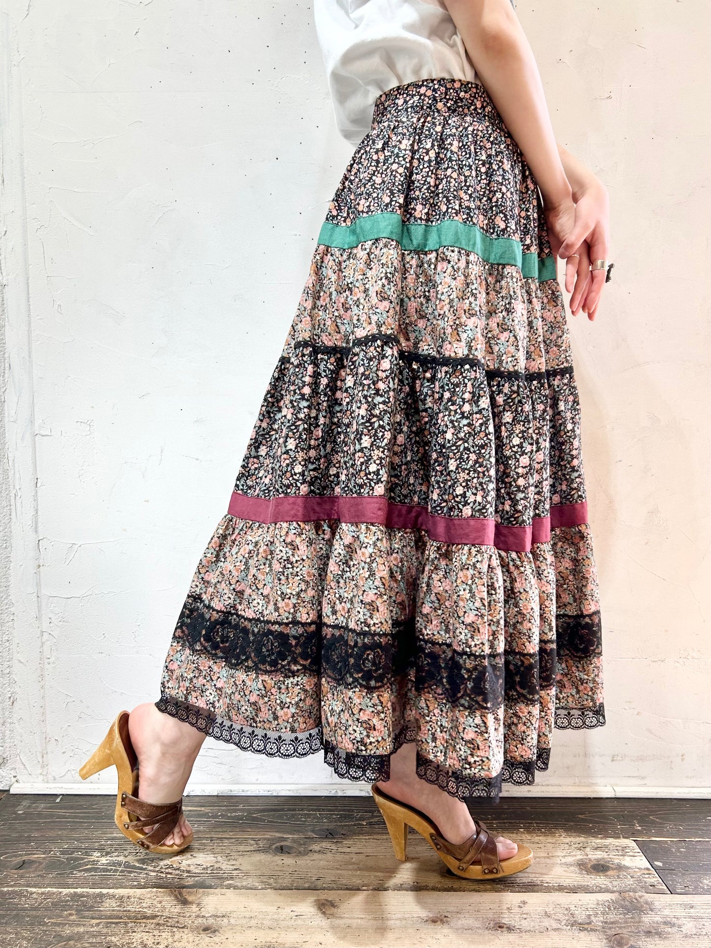 Vintage Tiered Skirt [D26832]