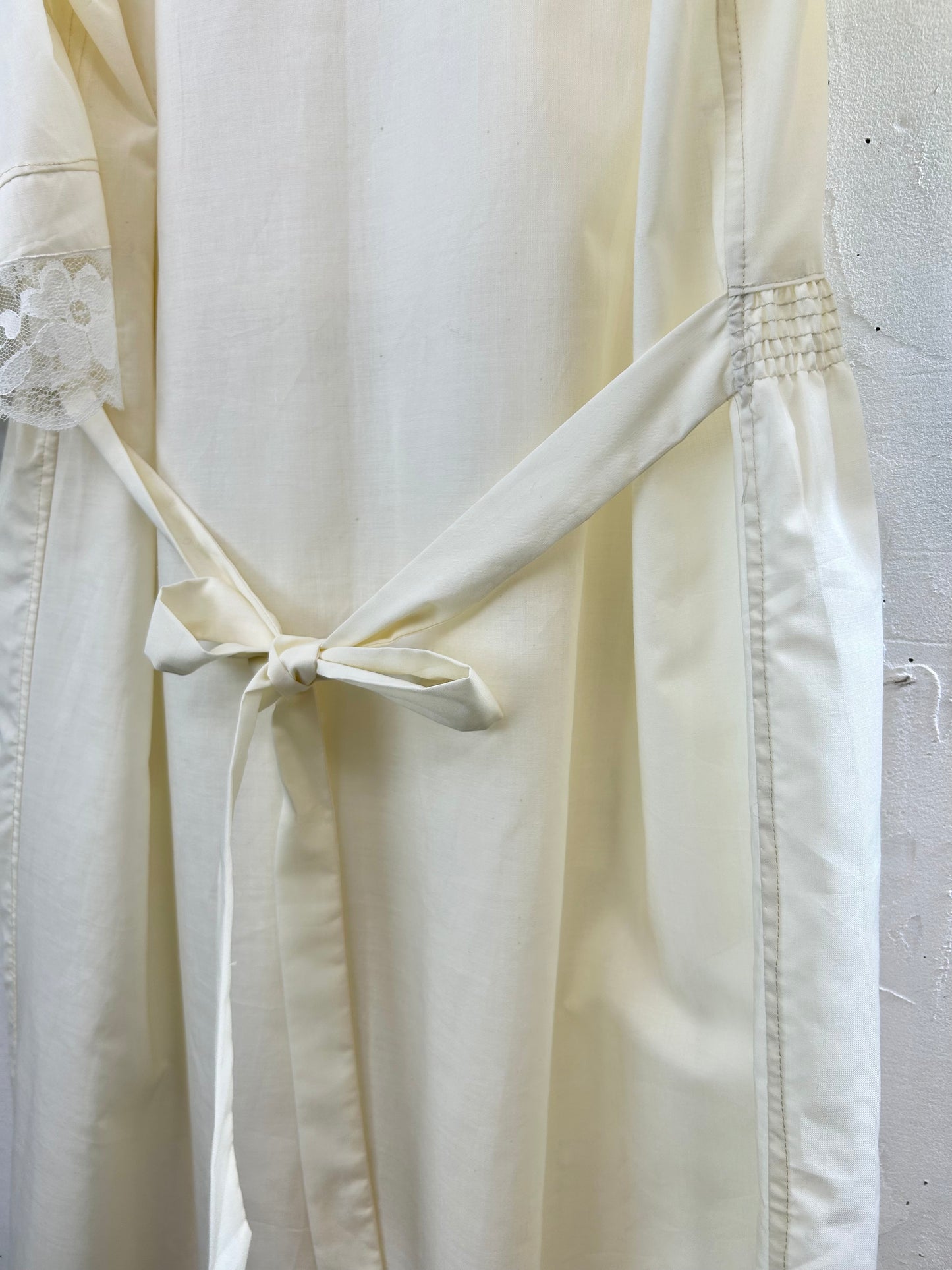 Vintage White Dress [C29699]