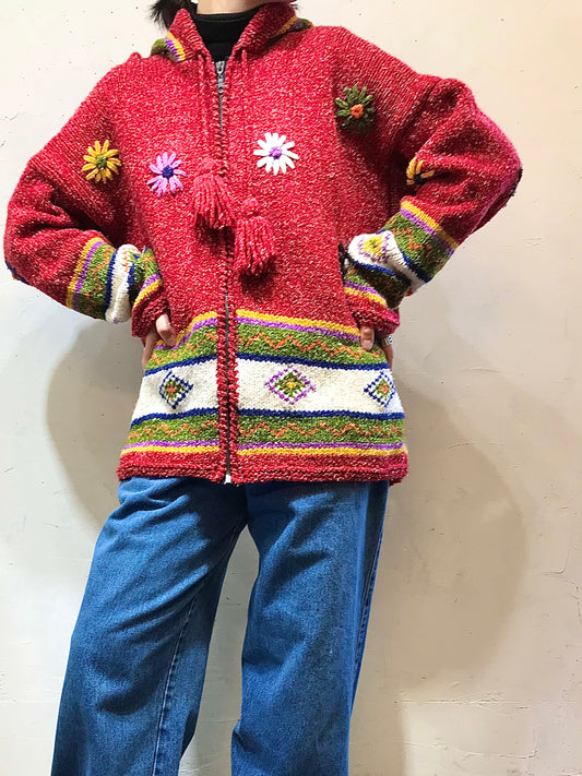 Vintage Hand Knit Cardigan Made in Ecuador [A25932]