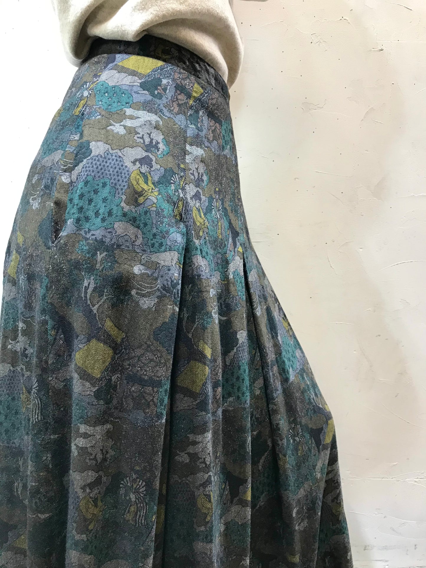 Vintage Skirt [J25482]