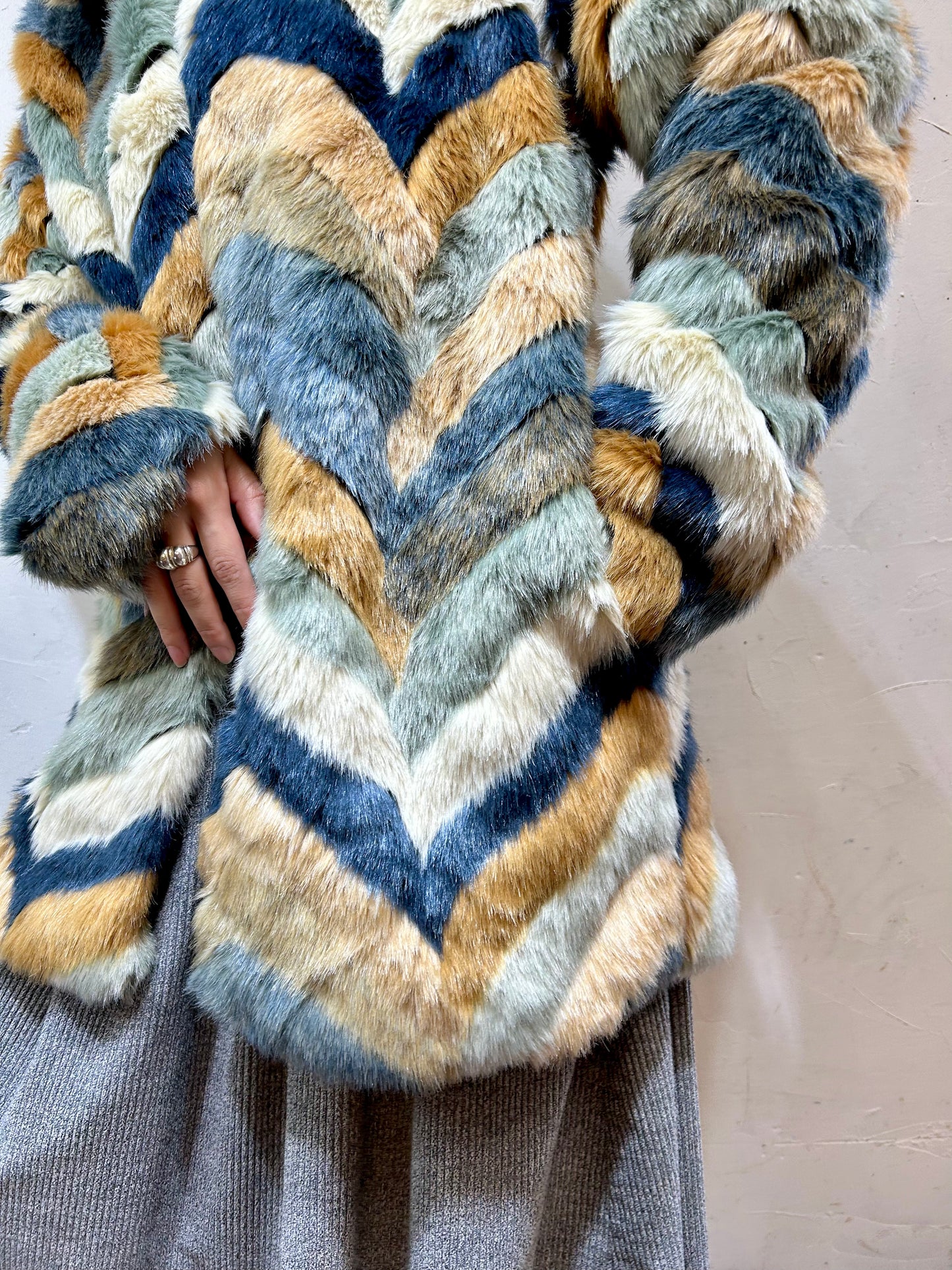 Vintage Eco Fur Jacket [K25343]