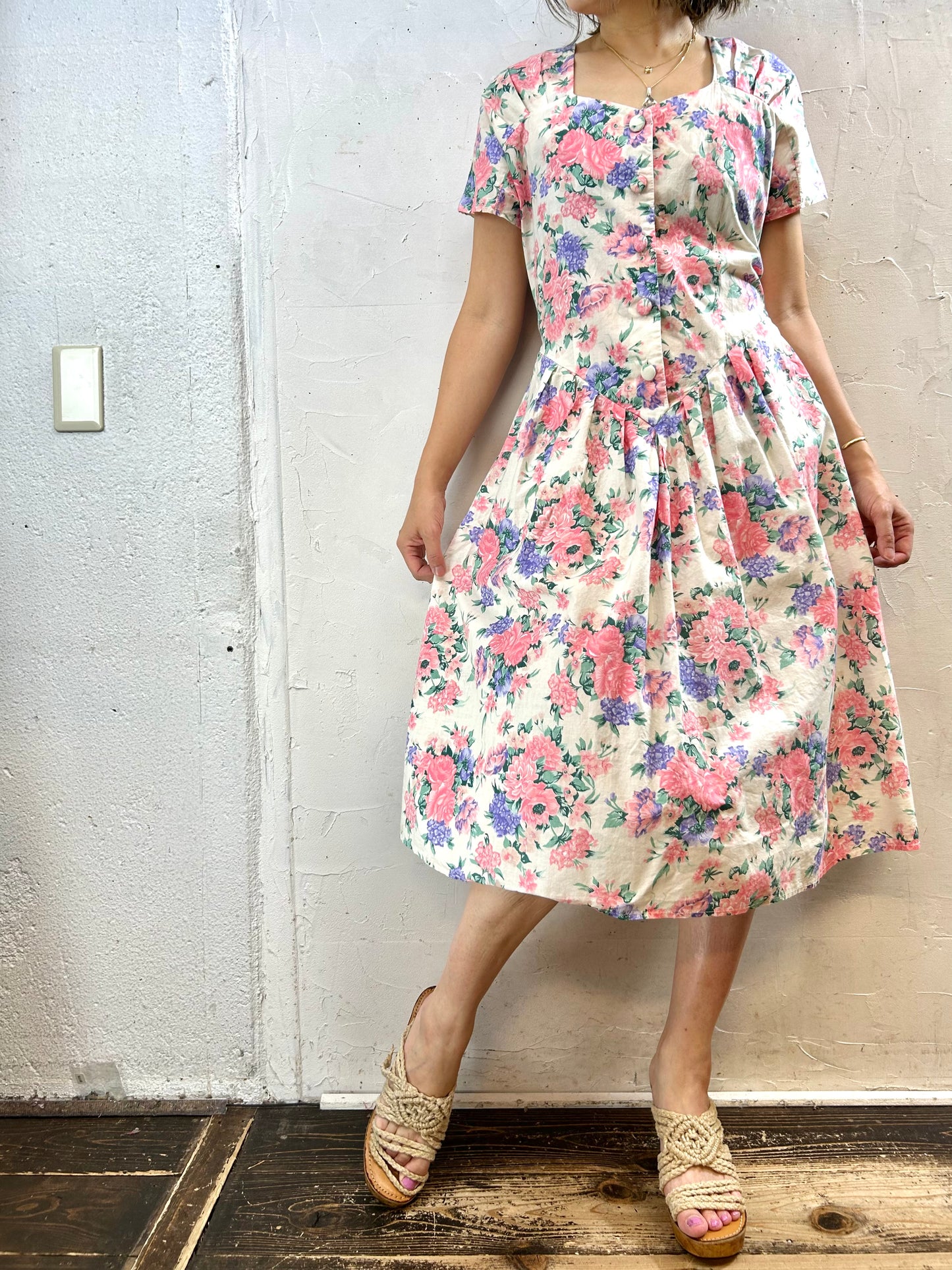 Vintage Flower Dress [H28184]