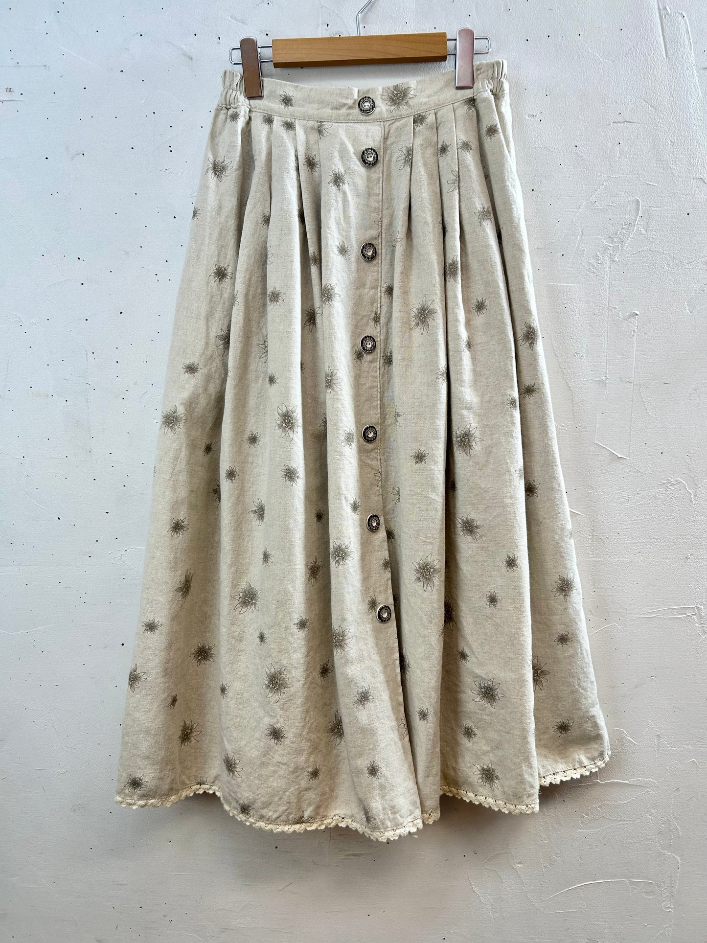 Vintage Tyrol Skirt MADE IN GERWANY [B29484]