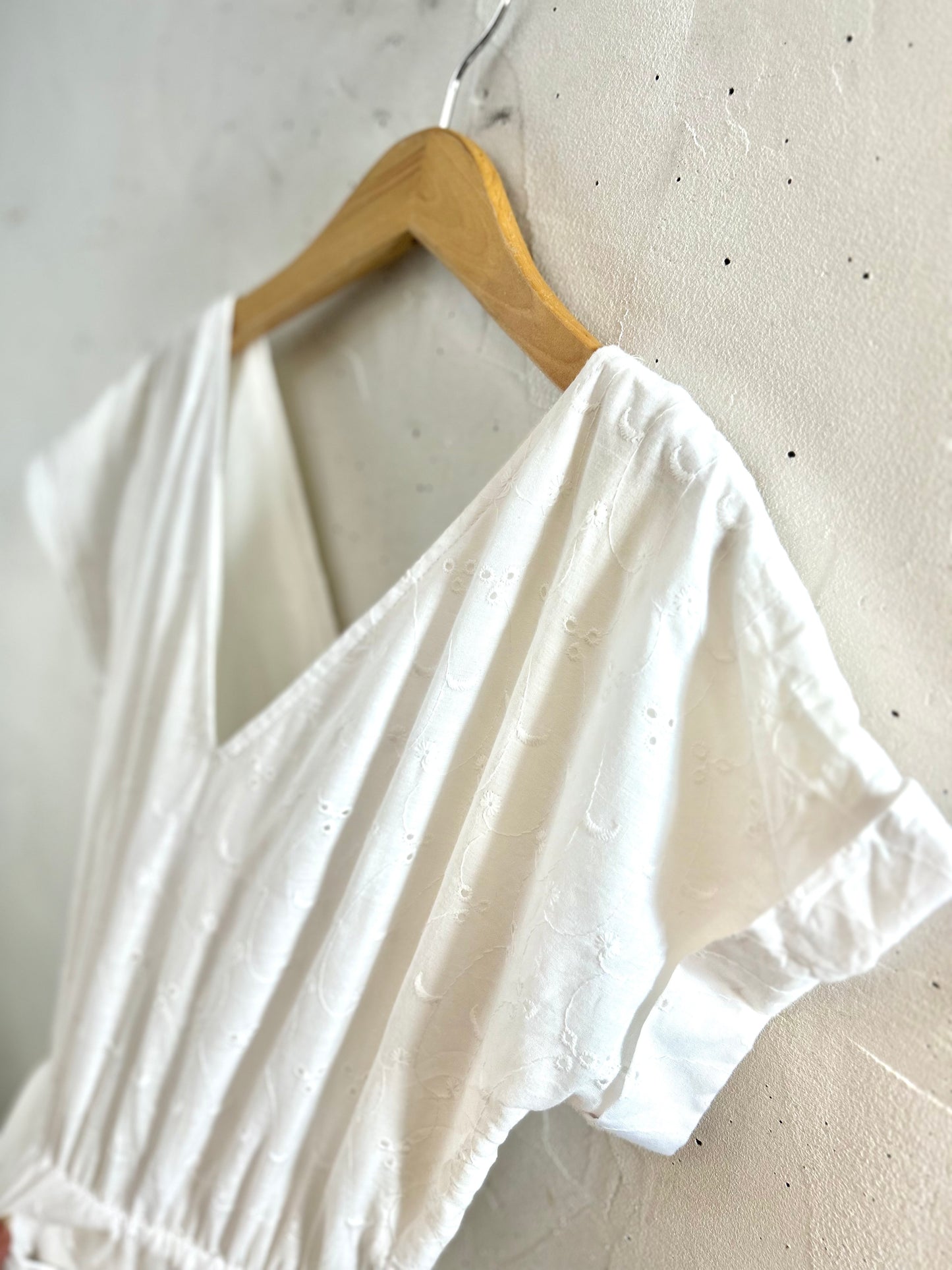 Vintage White Dress [G30793]