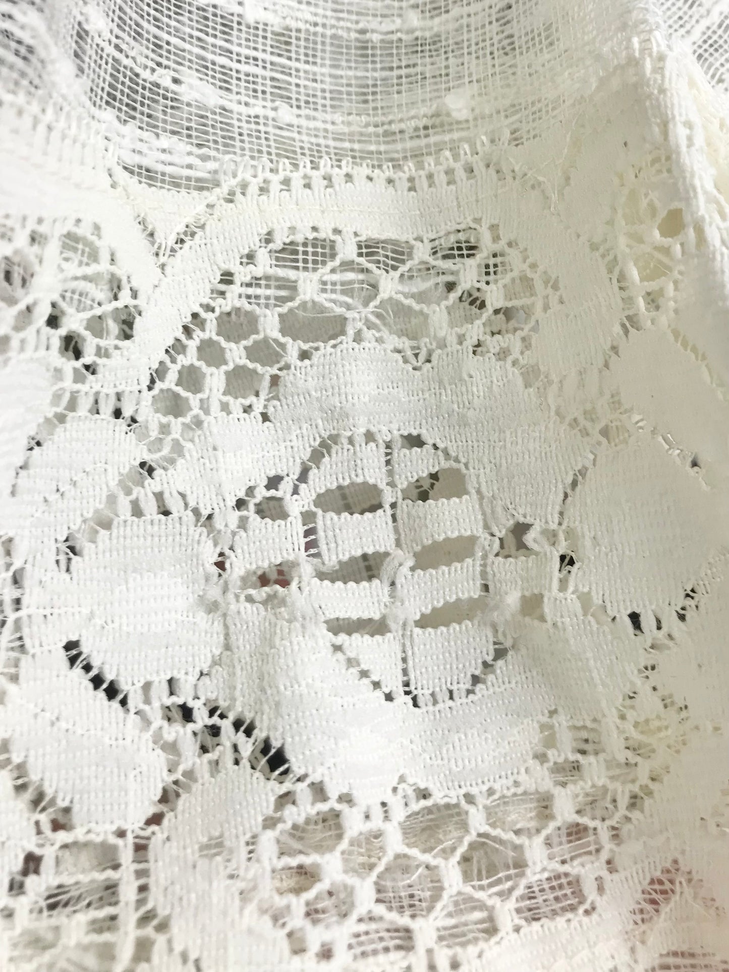 ’70s Vintage White Lace Dress [B26170]