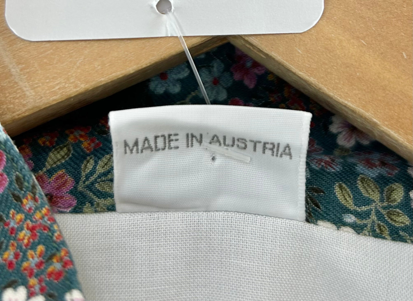 Vintage Tyrol Blouse [E30121]