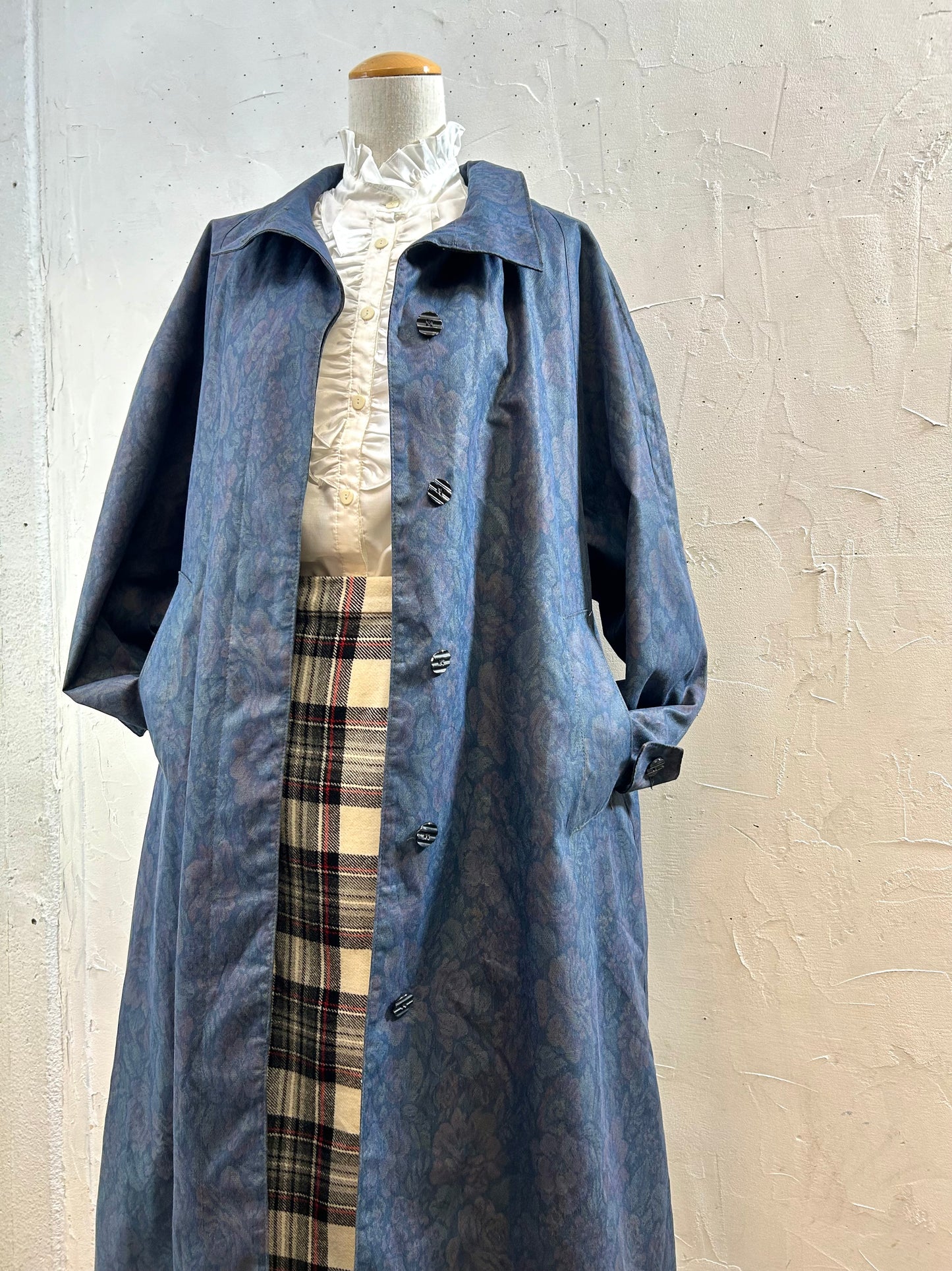 Vintage Light Coat  [J28600]