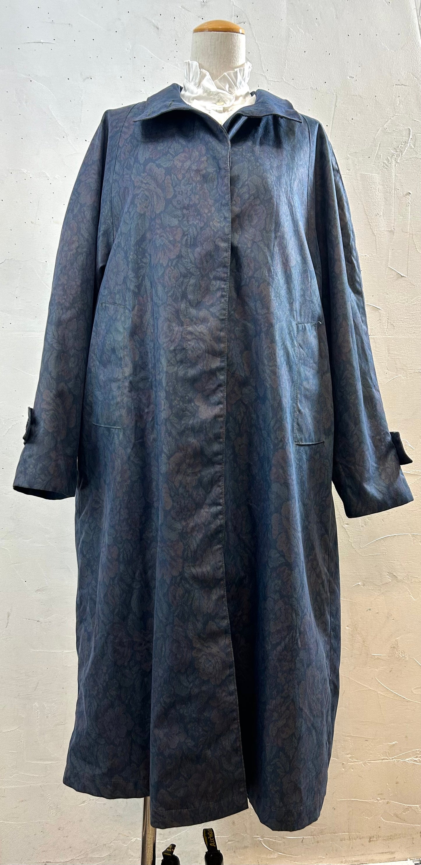 Vintage Light Coat  [J28600]