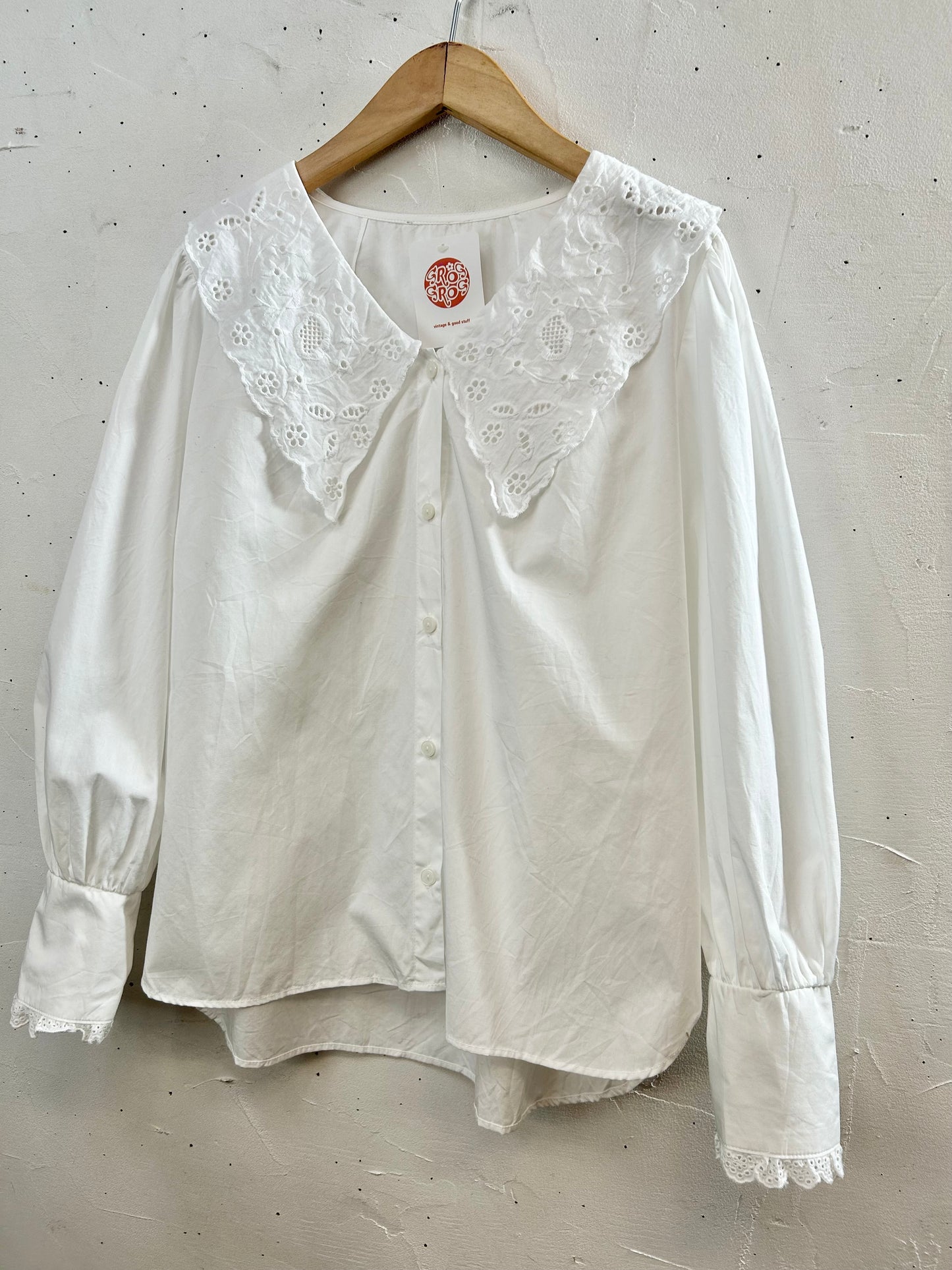 Vintage White Blouse [B29491]