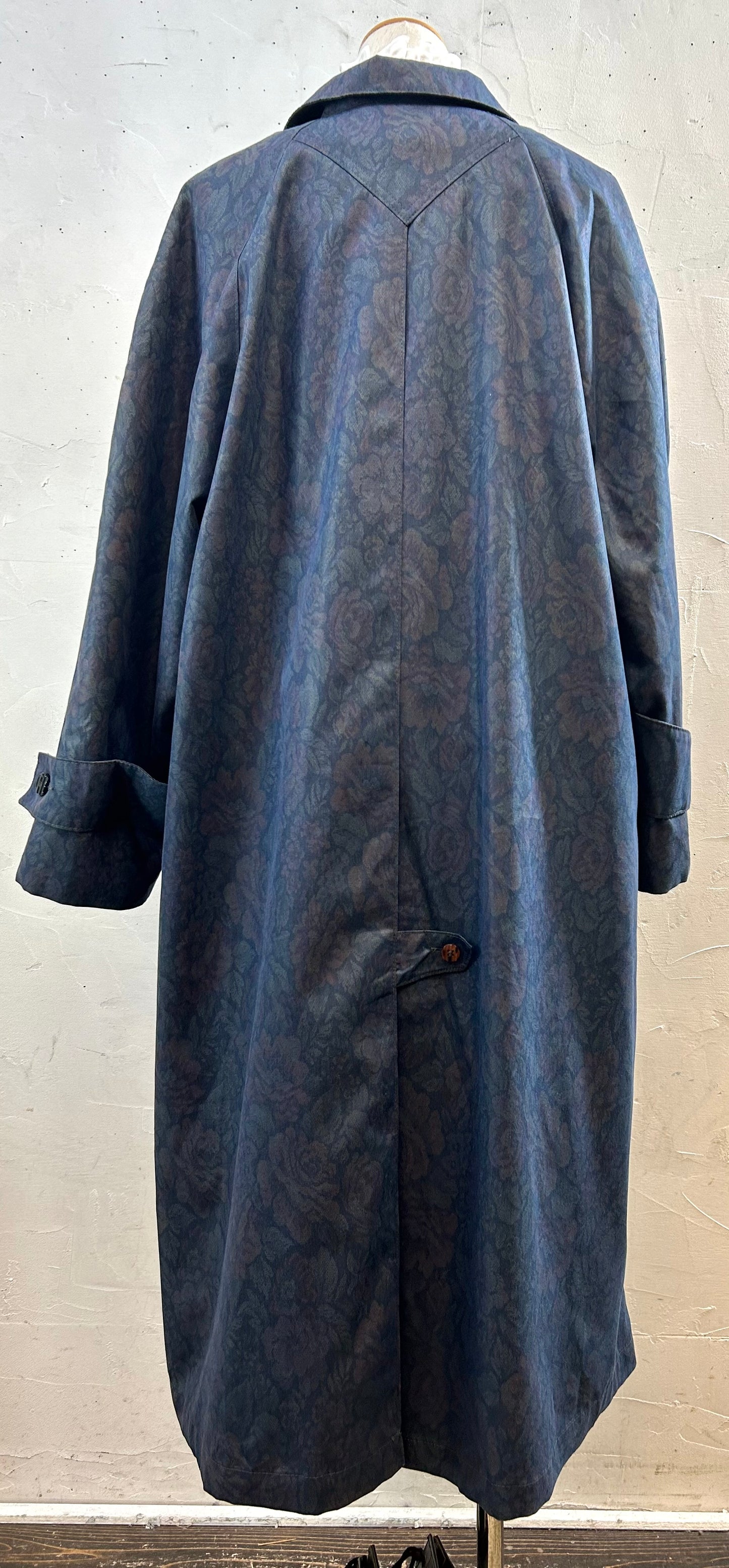 Vintage Light Coat  [J28600]