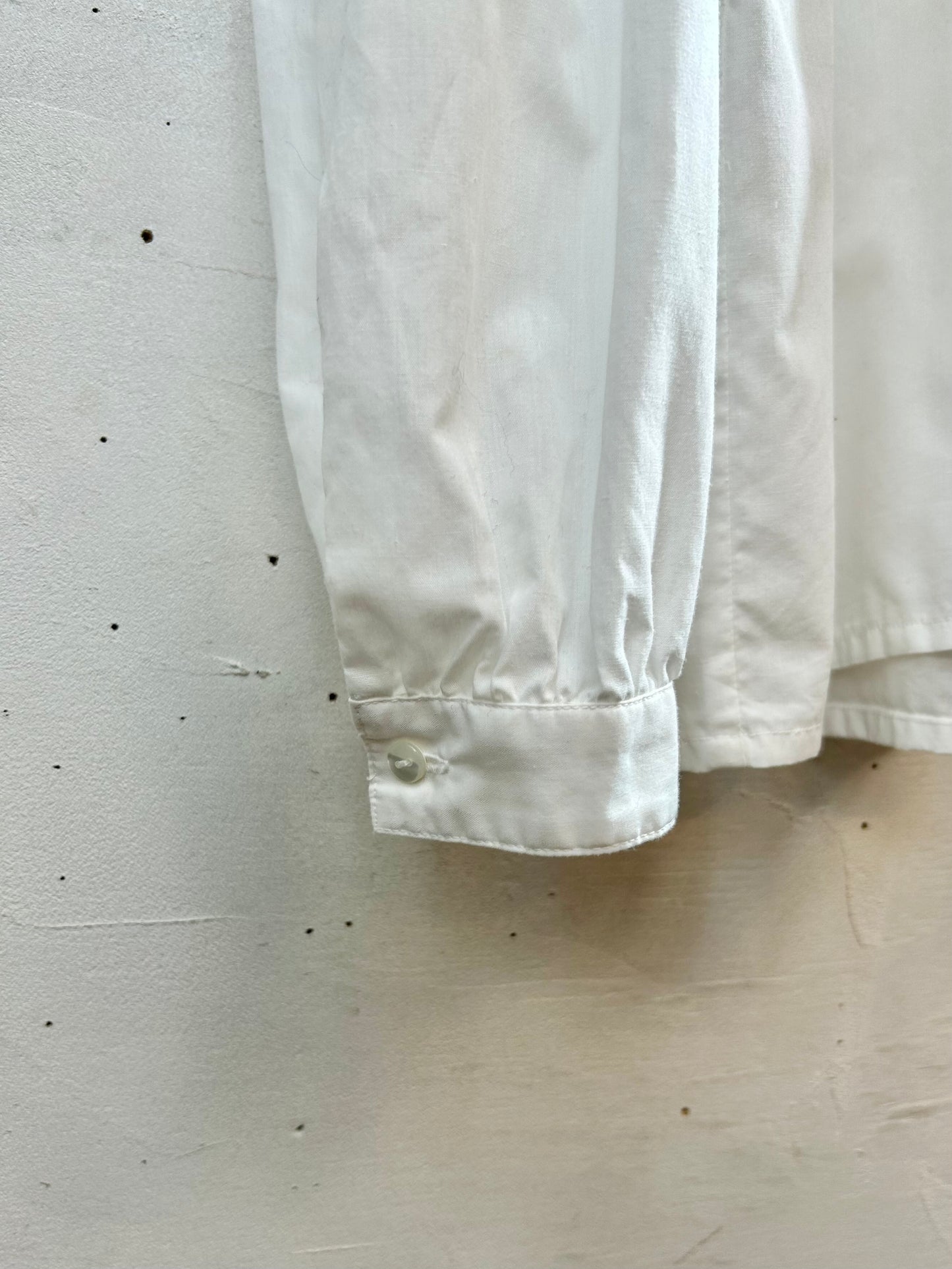 Vintage White Blouse [B29492]