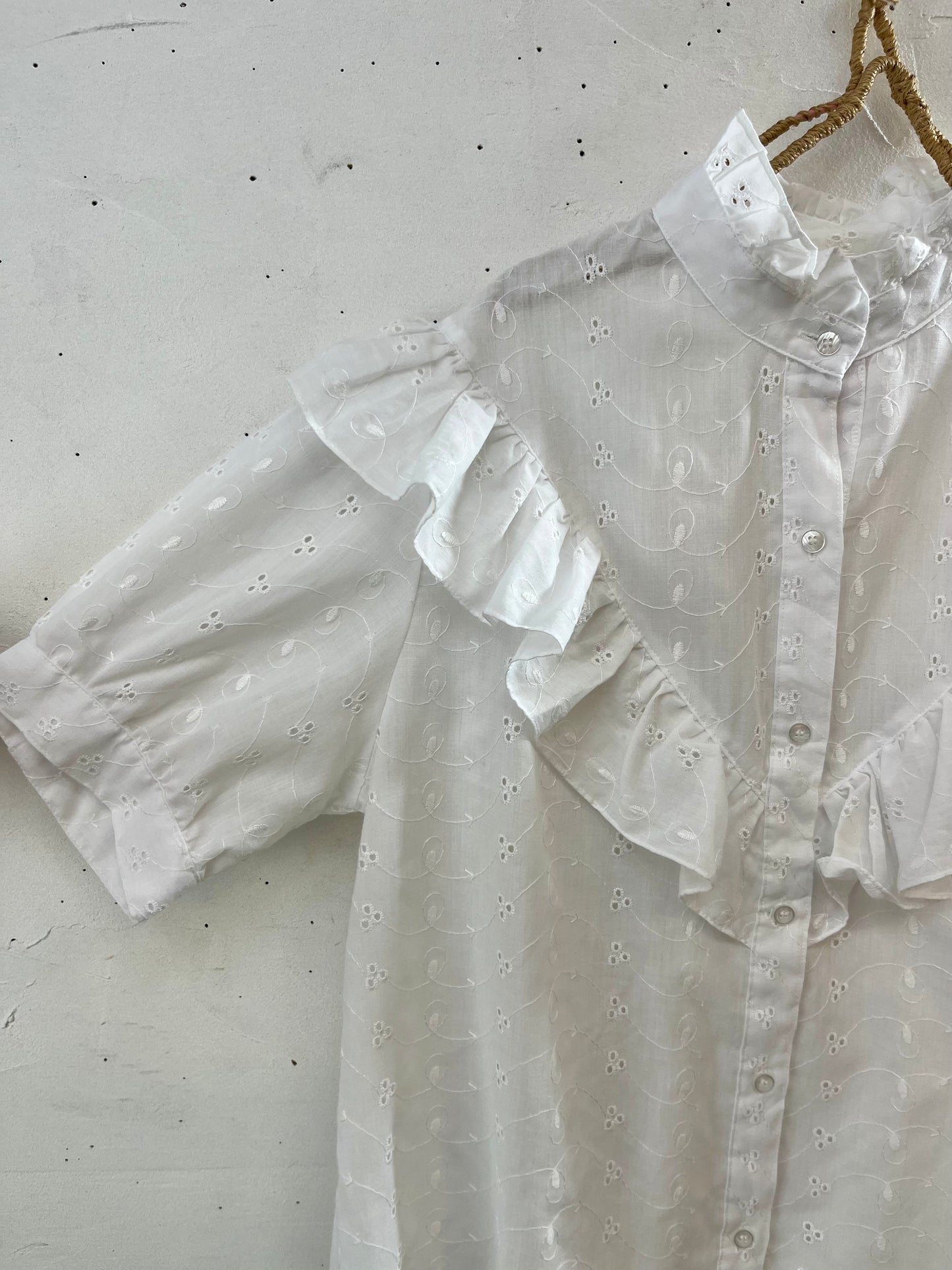 Vintage White Blouse [G27899]