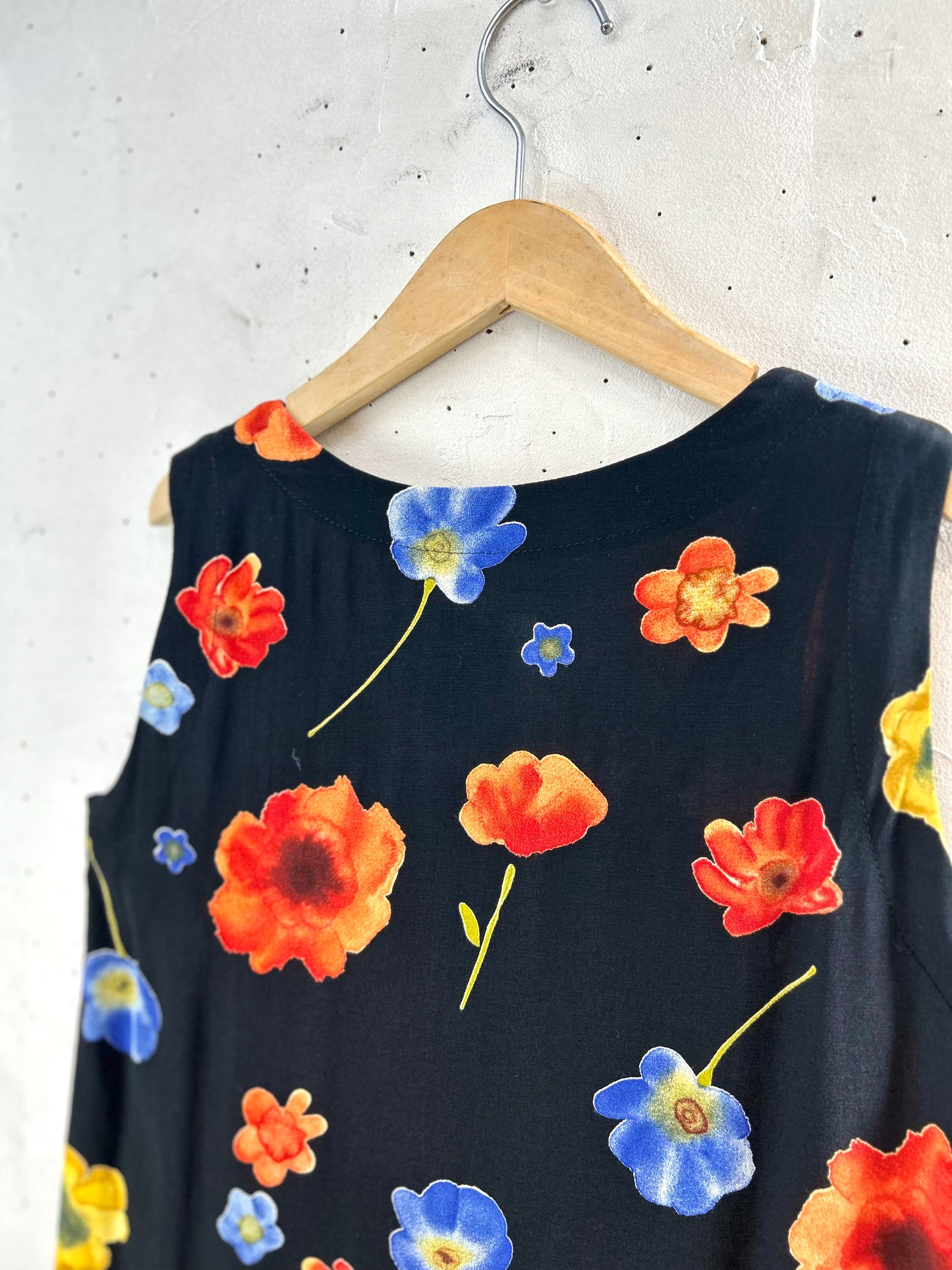 Vintage  Tops  [F30575]