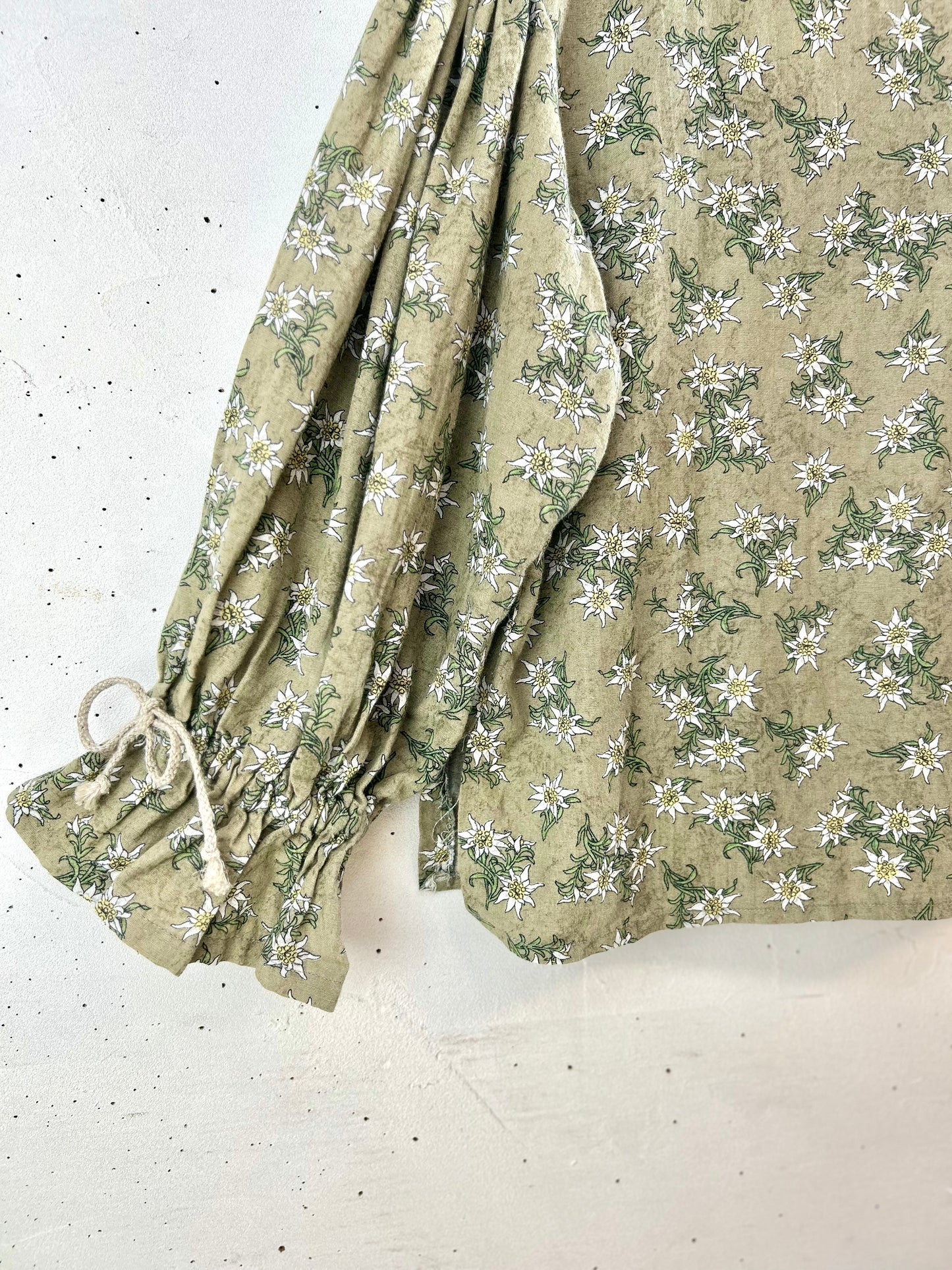 Vintage Tyrol Blouse [F30572]