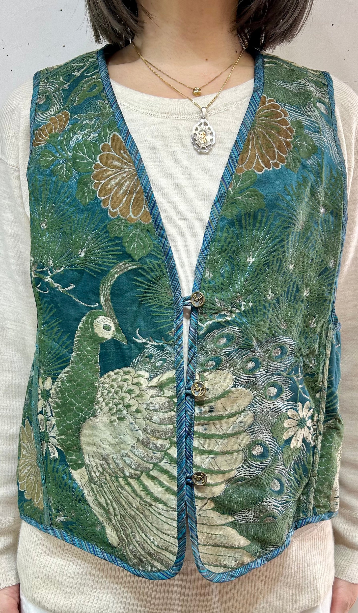 Vintage Reversible Jacquard Vest [B26344]