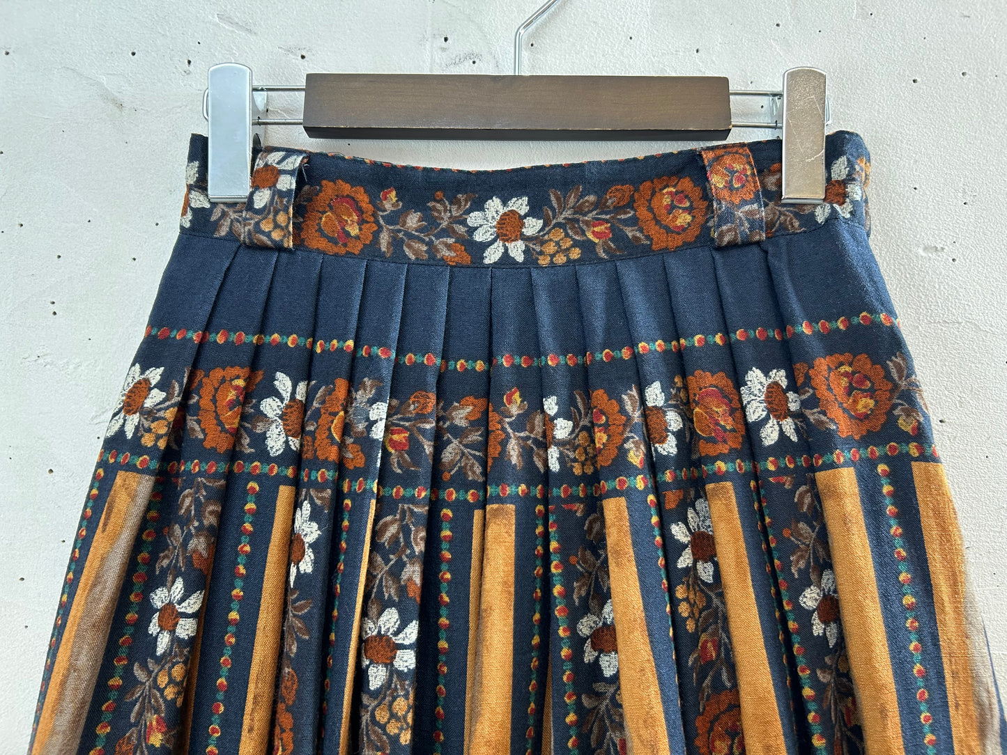 Vintage Skirt [E30131]