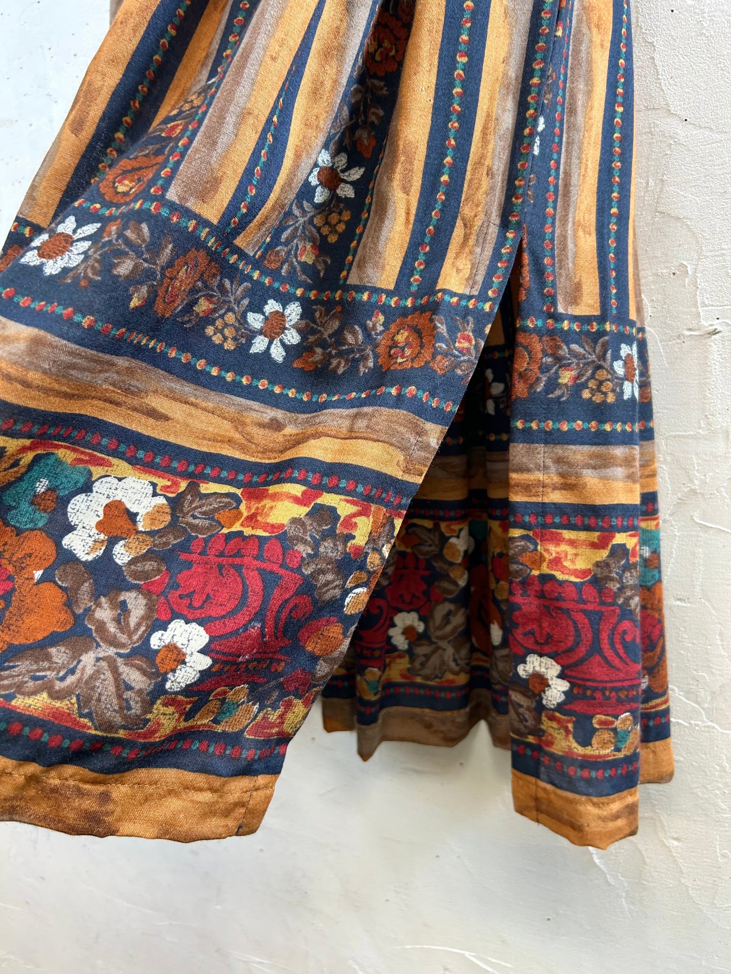 Vintage Skirt [E30131]