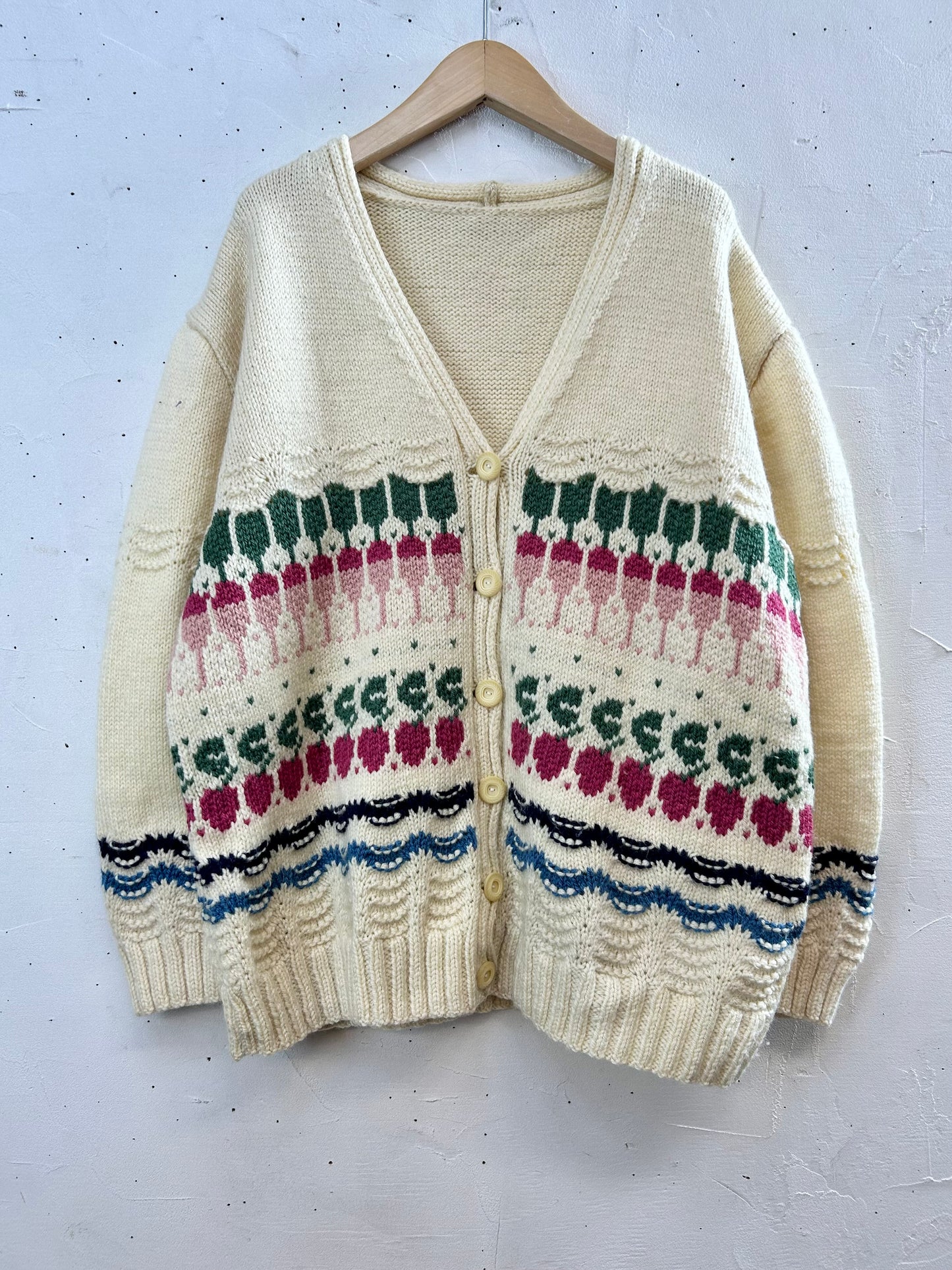 Vintage Hand Knit Cardigan [A29282]