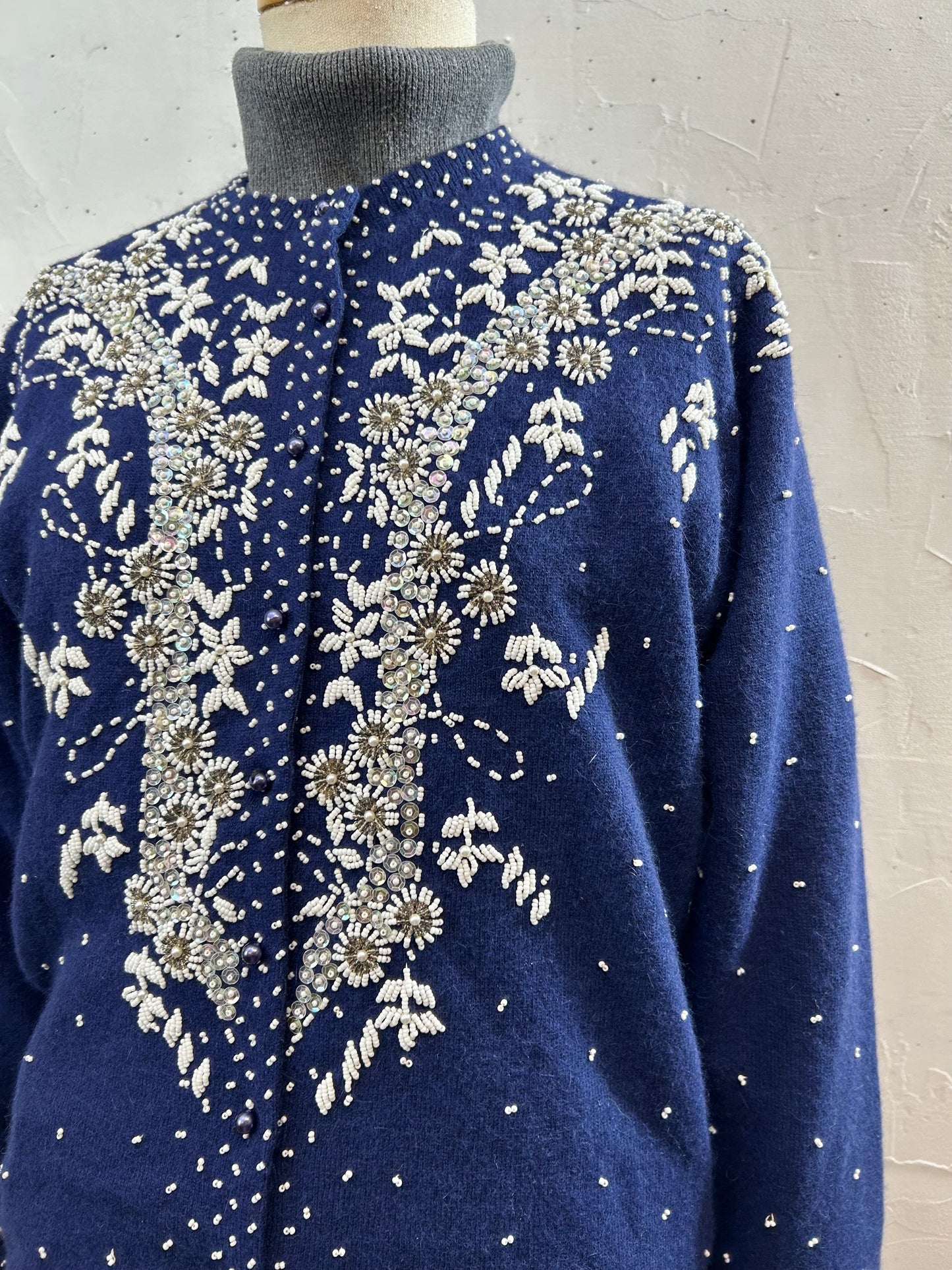 Vintage Beads Embroidered Knit Cardigan [L29058]