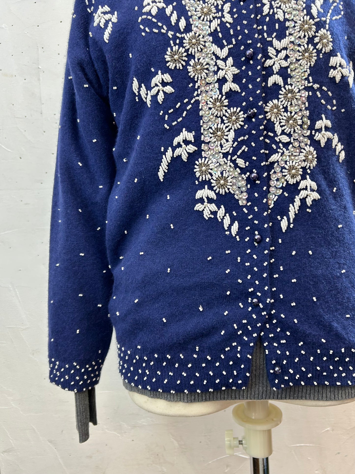 Vintage Beads Embroidered Knit Cardigan [L29058]