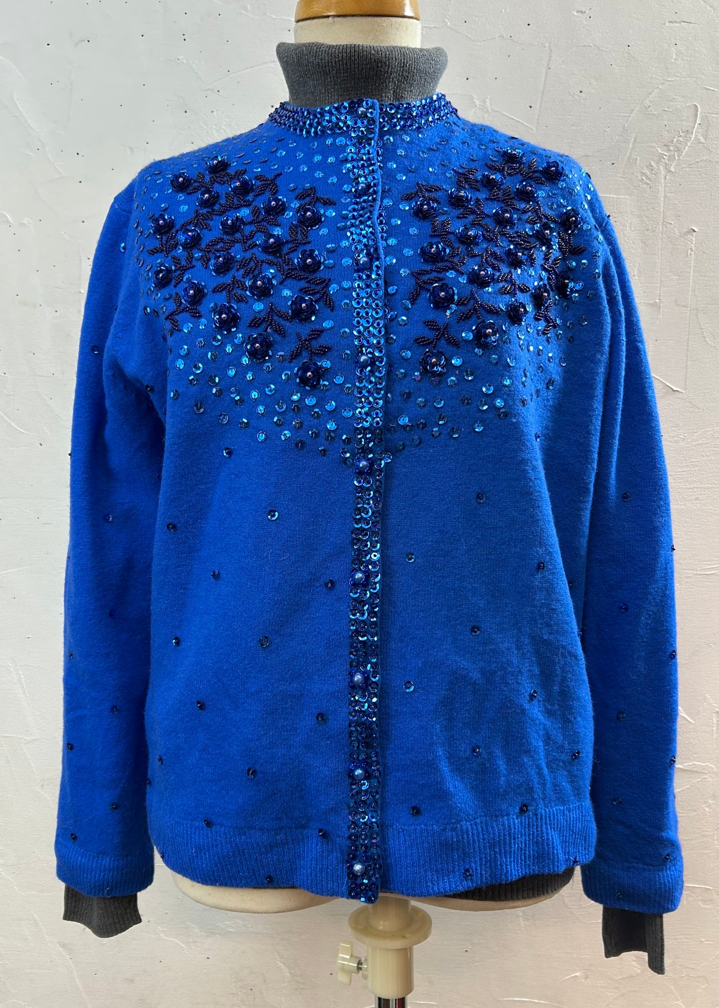 Vintage Beads Embroidered Knit Cardigan [L29055]