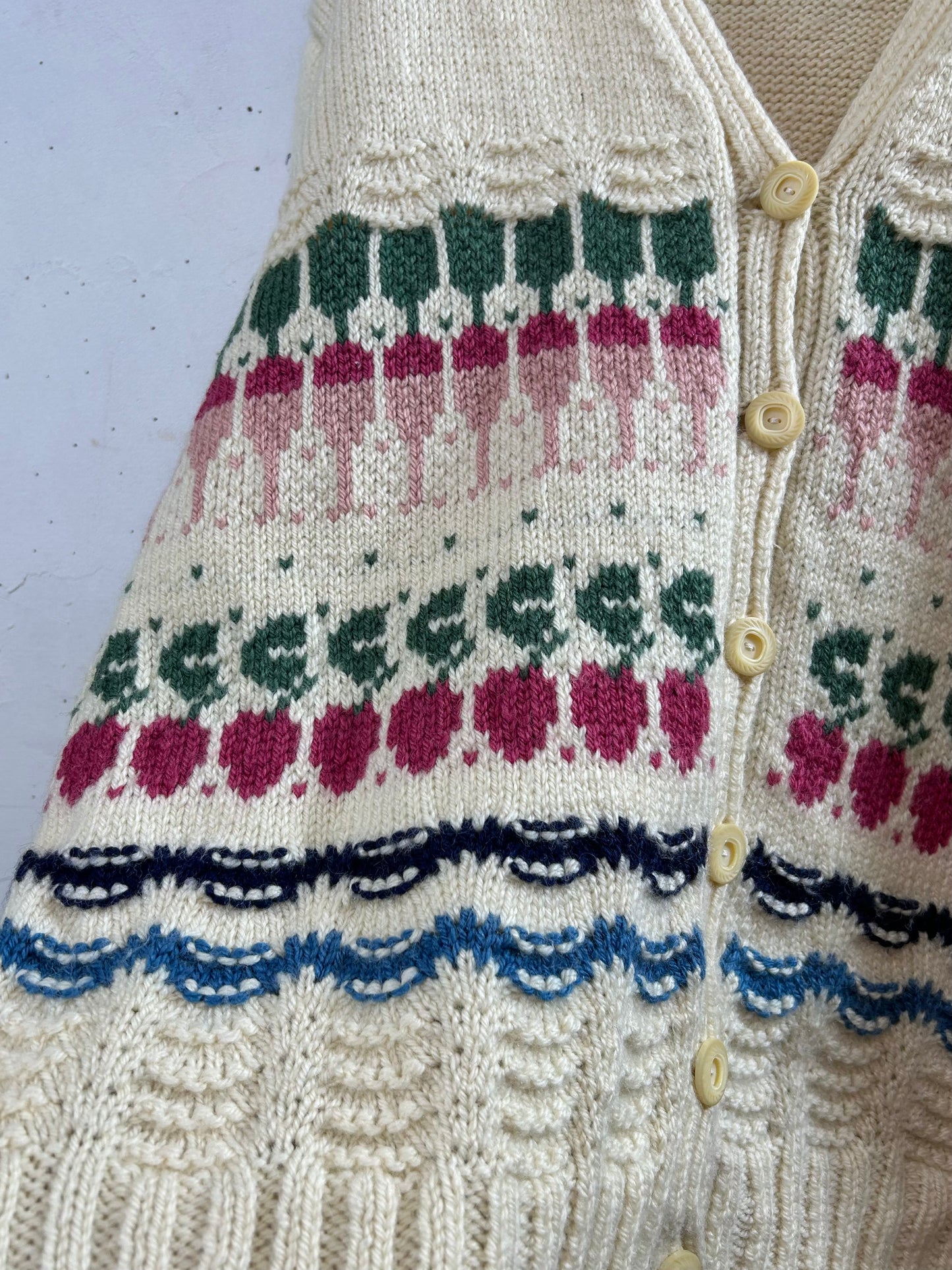 Vintage Hand Knit Cardigan [A29282]