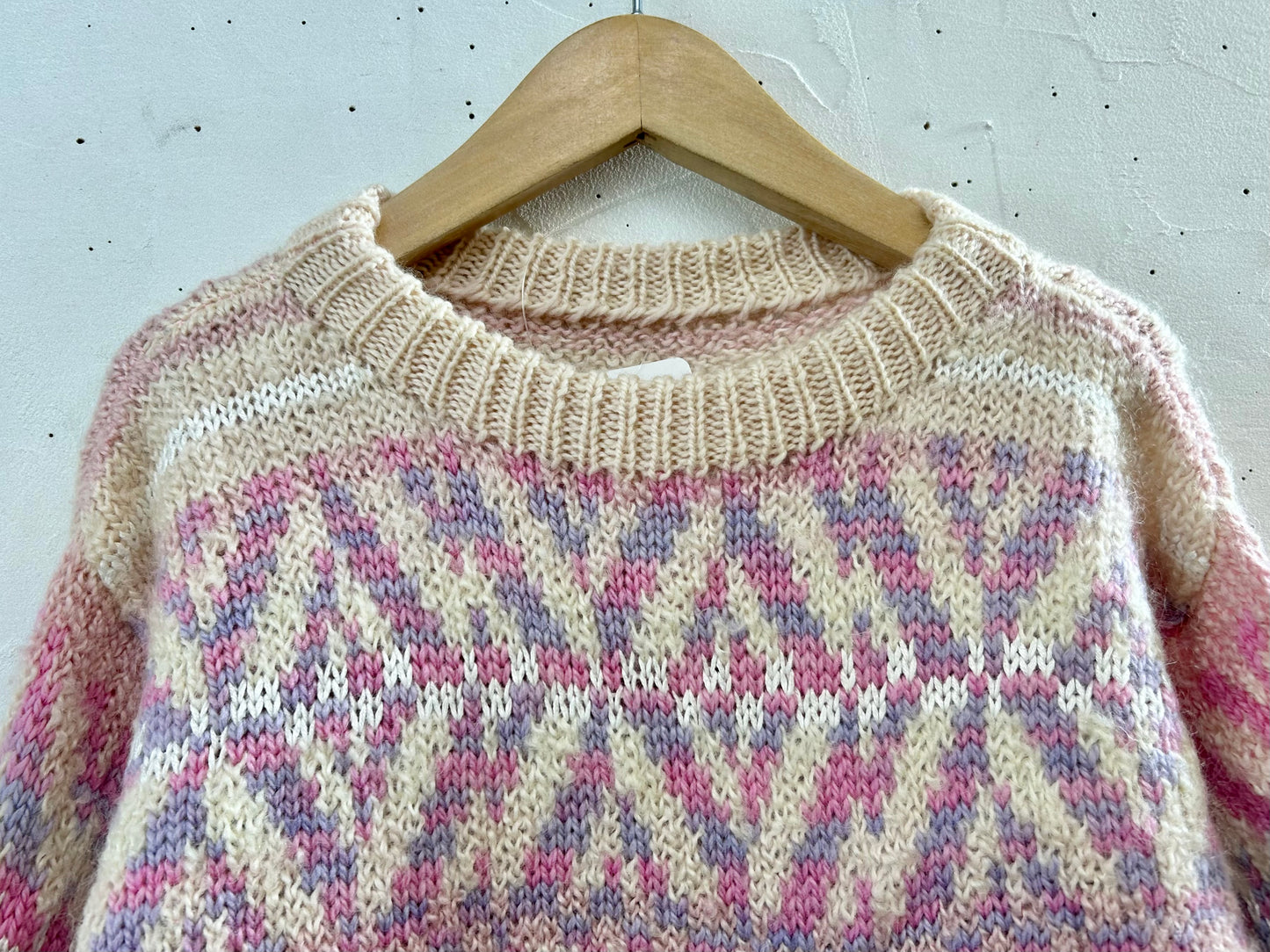 Vintage Hand Crafted Knit Sweater [J28608]