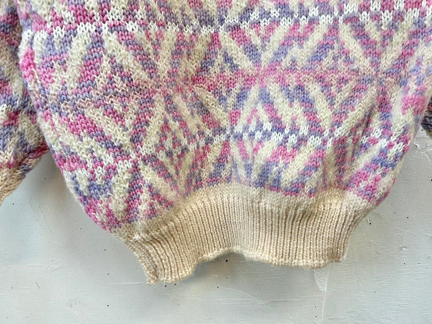 Vintage Hand Crafted Knit Sweater [J28608]