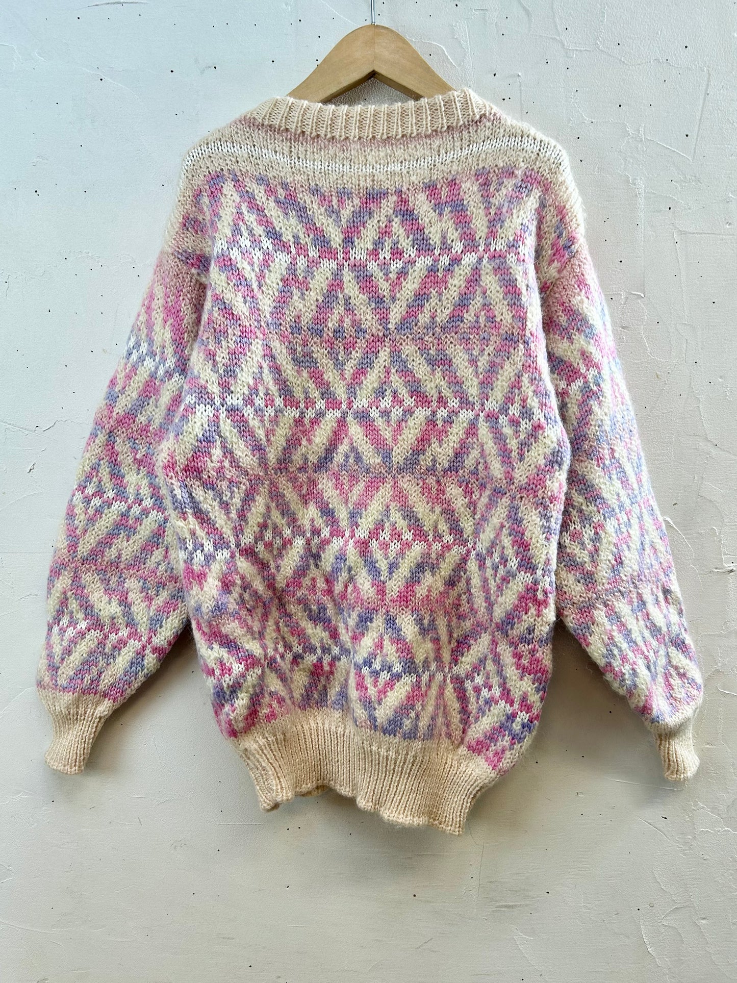 Vintage Hand Crafted Knit Sweater [J28608]